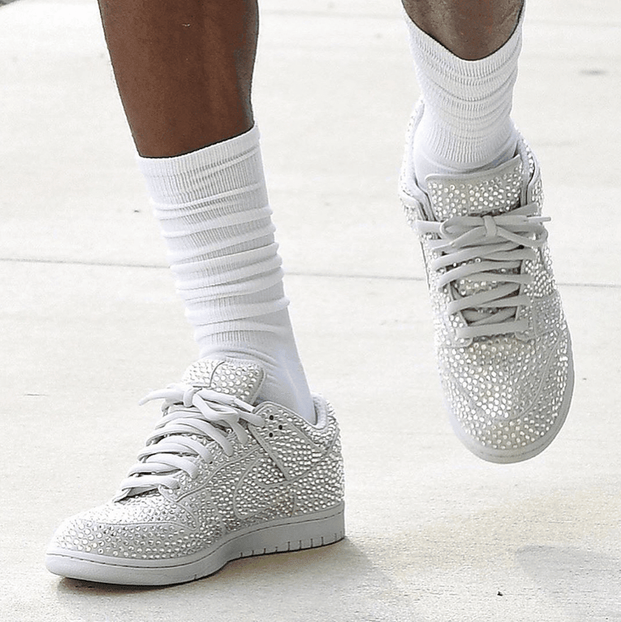 CPFM x Nike Dunk Low“满钻”释出实物细节图!吸睛利器!