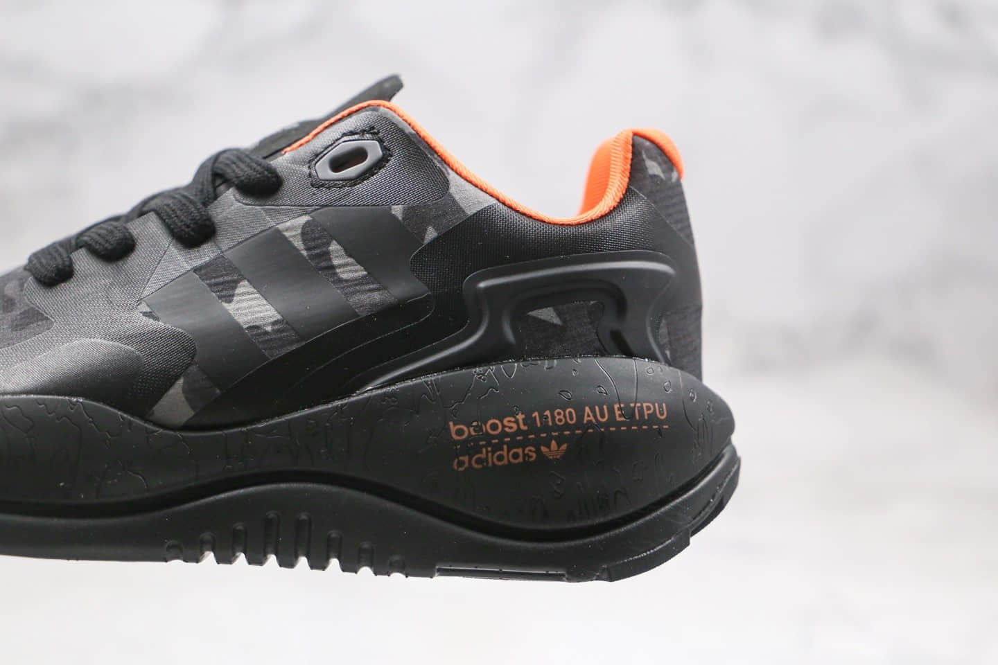 阿迪达斯Adidas Originals 2020 Day Jogger Boost纯原版本皮面夜行者二代迷彩黑橙色爆米花跑鞋原楦头纸板打造 货号:GZ8913