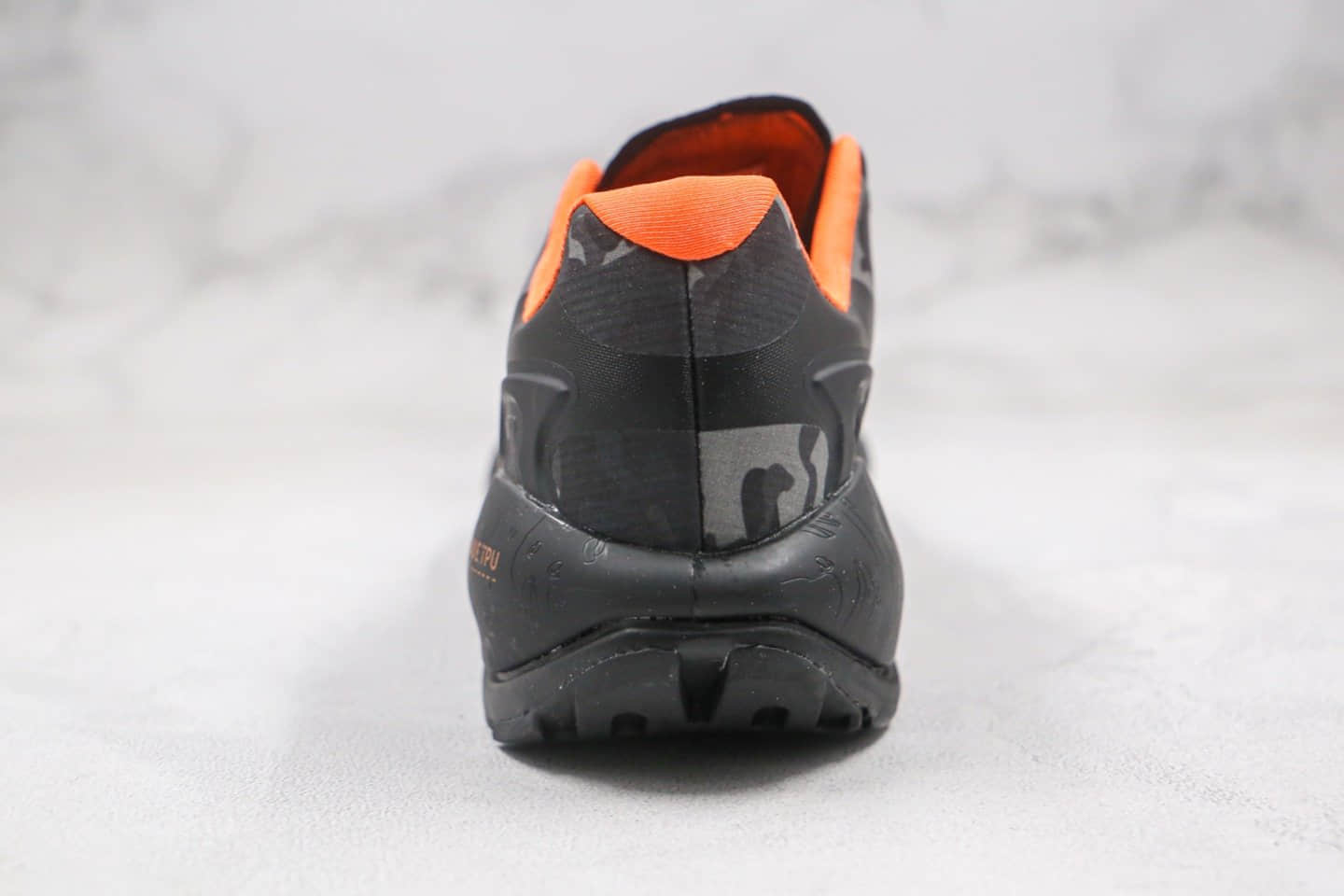 阿迪达斯Adidas Originals 2020 Day Jogger Boost纯原版本皮面夜行者二代迷彩黑橙色爆米花跑鞋原楦头纸板打造 货号:GZ8913