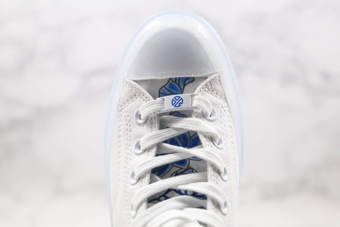 匡威Converse Chuck Taylor All Star 1970s x 张艺兴联名公司级版本高帮1970s帆布鞋印花丝巾白色青花瓷原鞋开模 货号:170624C