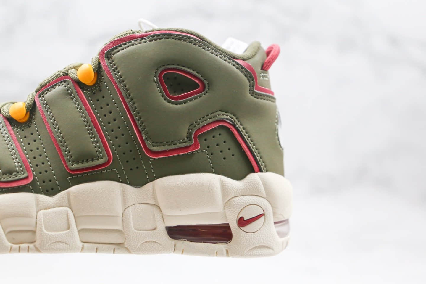 耐克Nike Air More Uptempo纯原版本大Air皮蓬篮球鞋橄榄绿内置气垫 货号:DH0622-300