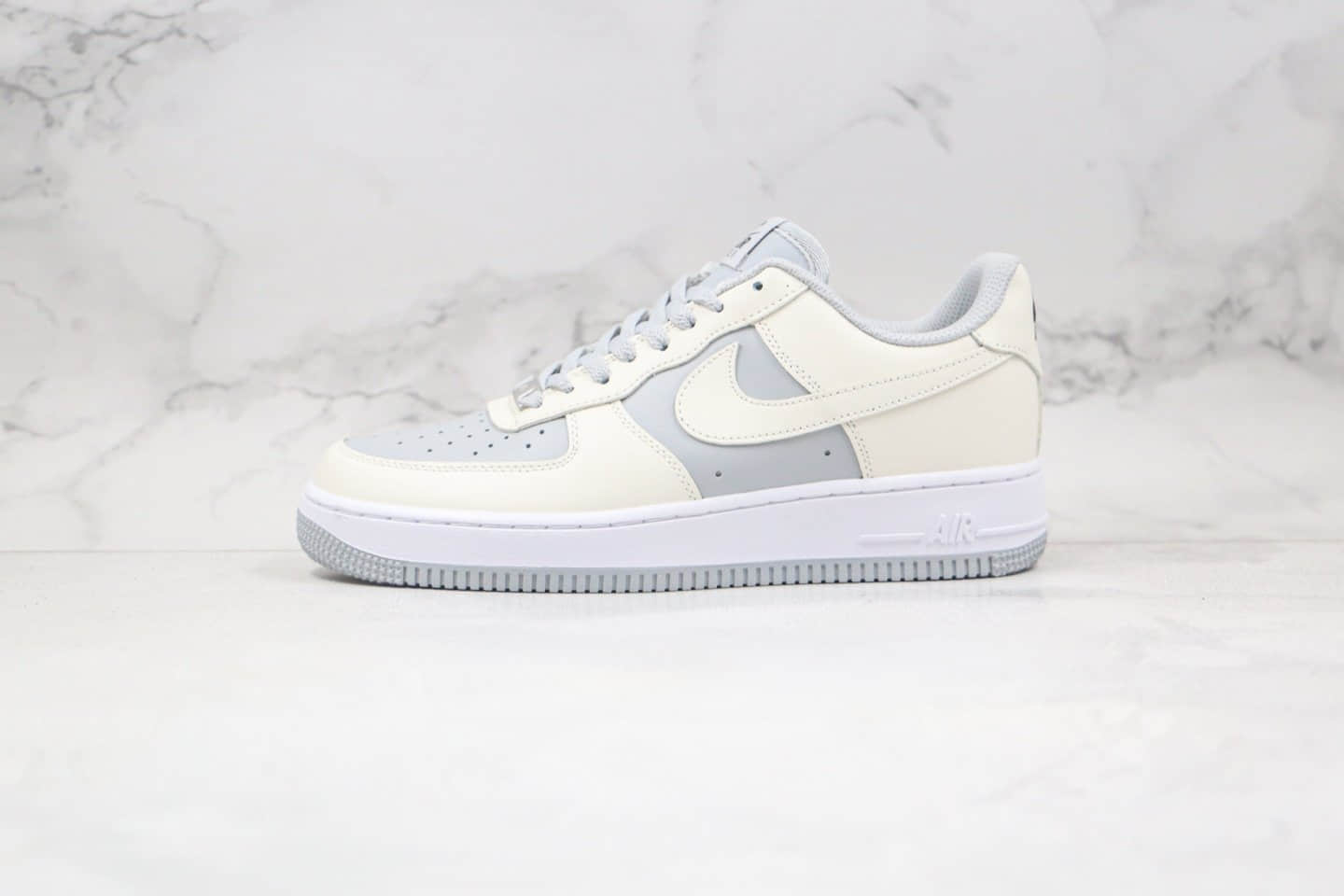 耐克Nike Air Force 1纯原版本低帮AF1空军一号北极狐米白灰色原厂中底钢印 货号:AQ4134-405