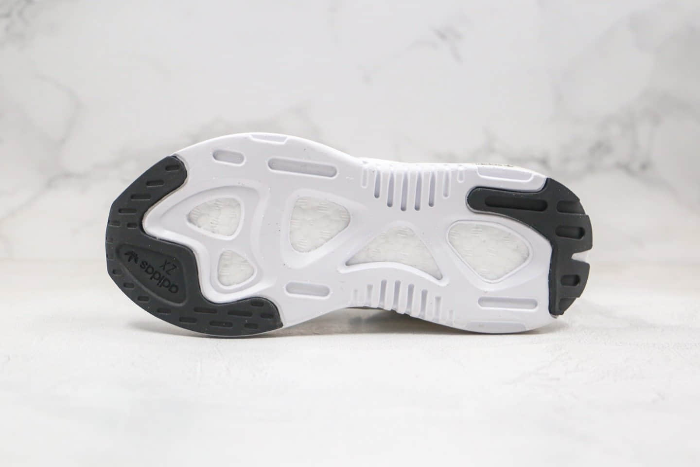 阿迪达斯Adidas Originals ZX ALKYNE纯原版本化学元素系列炔白镭射爆米花跑鞋原盒原标 货号:FY3026