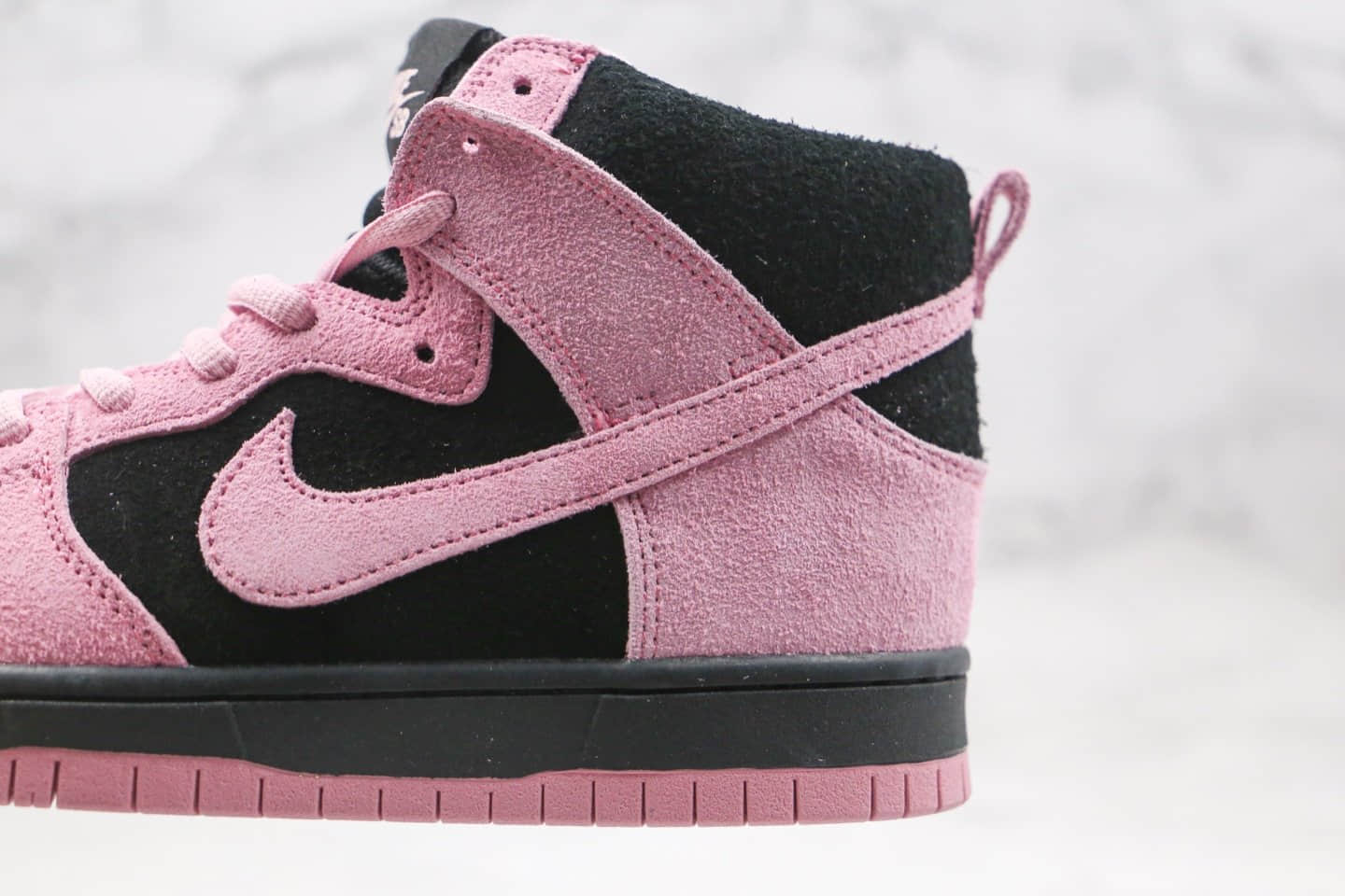 耐克Nike SB Dunk High Invert Celtics纯原版本高帮SB DUNK黑粉绿色反转拼接鸳鸯凯尔特人板鞋内置气垫原盒原标 货号:CU7349-001