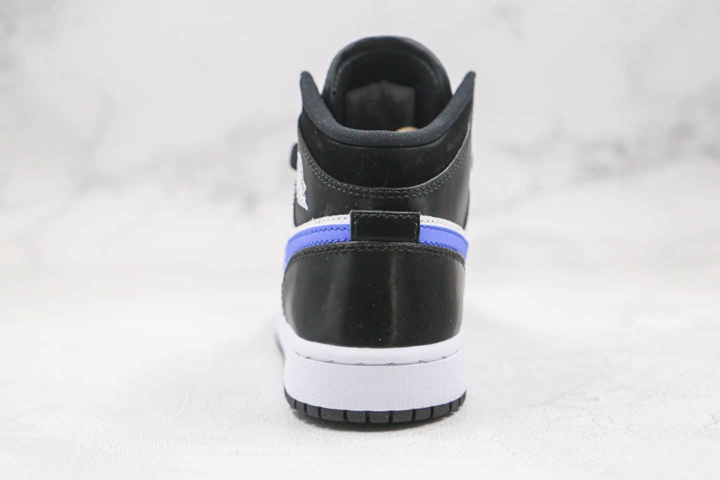乔丹Air Jordan 1 Mid Astronomy Blue纯原版本中帮AJ1蓝白熊猫原楦头纸板打造原盒原标 货号:554725-084