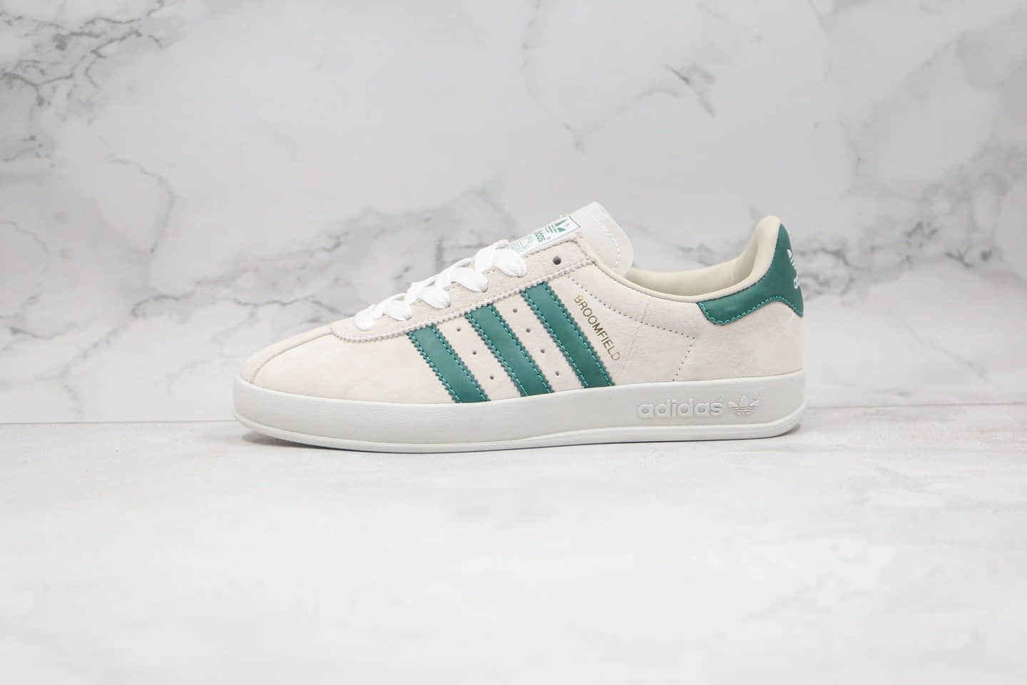 阿迪达斯Adidas BROOMFIELD公司级版本桑巴浅灰绿色板鞋原盒原标原楦头纸板打造 货号:EE5718