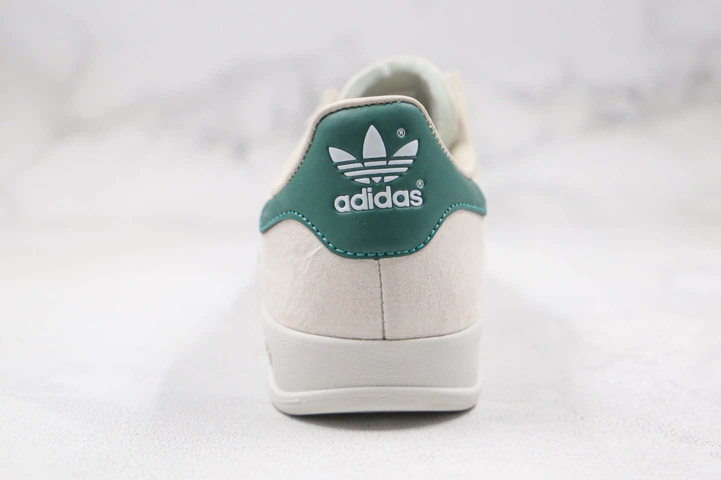 阿迪达斯Adidas BROOMFIELD公司级版本桑巴浅灰绿色板鞋原盒原标原楦头纸板打造 货号:EE5718