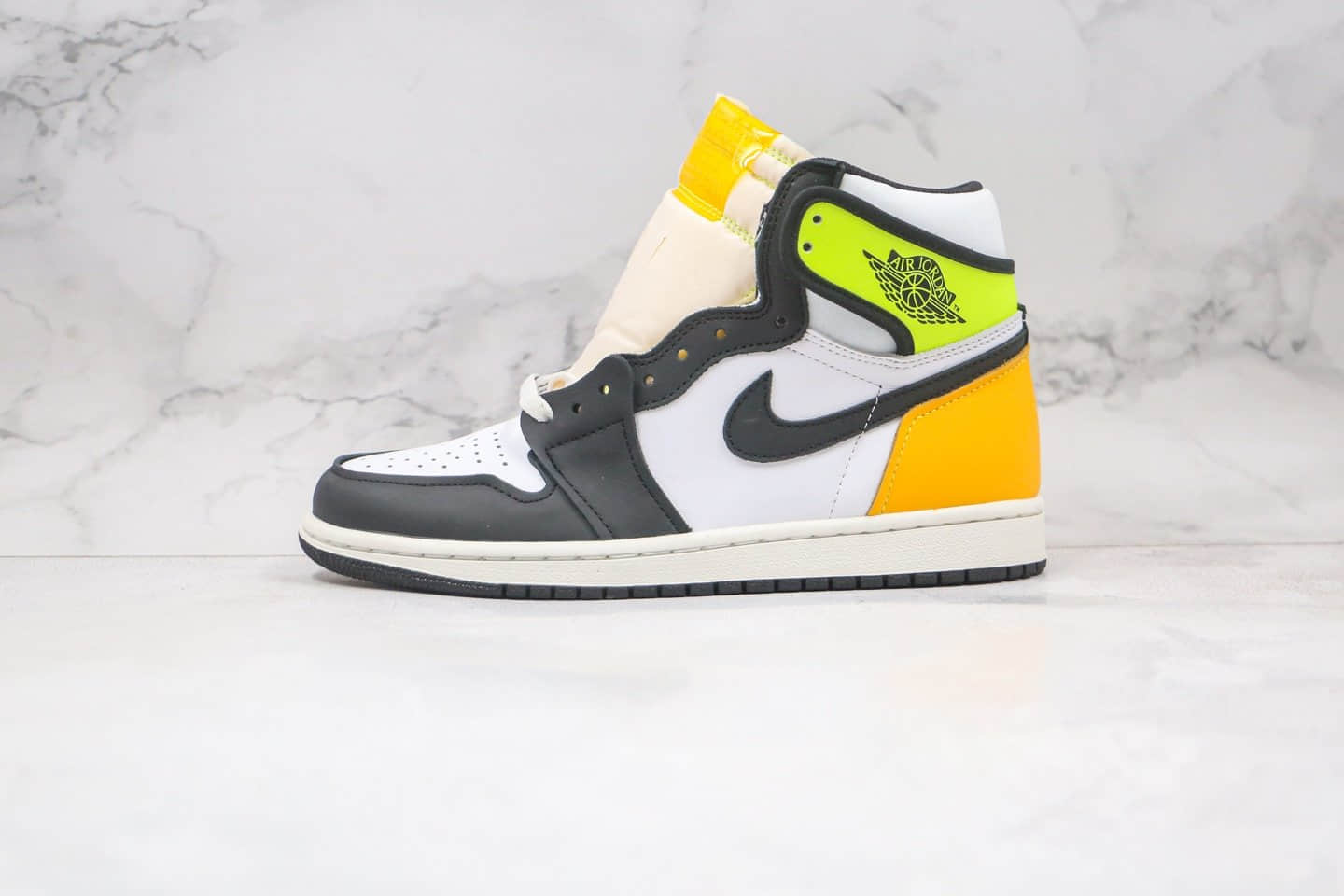 乔丹Air Jordan 1 Vlot Gold纯原版本高帮AJ1荧光绿黑黄色正确后跟定型 货号:555088-118