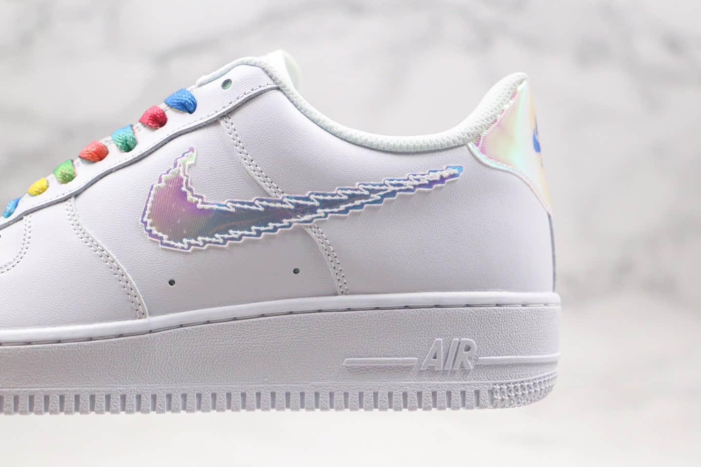 耐克Nike Air Force1 LOW'07纯原版本低帮空军一号白镭射边彩虹渐变鞋带板鞋内置气垫 货号:CV1699-100
