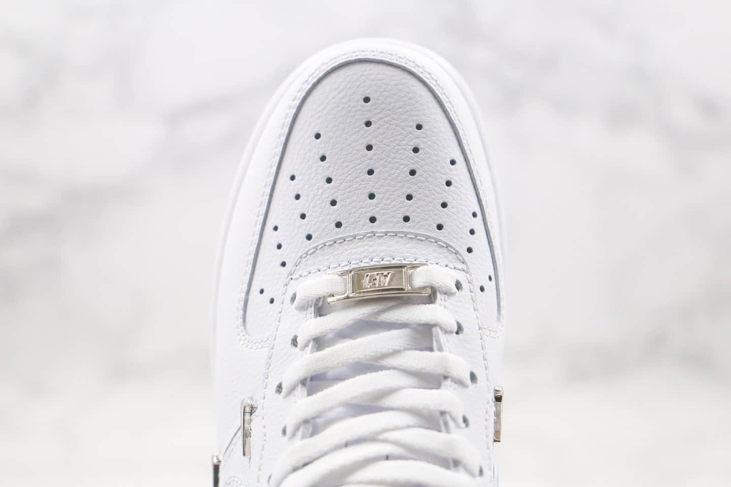 耐克Nike Wmns Air Force 1' 07 LX Chrome Swooshes White纯原版本低帮空军一号白蓝色小银四钩板鞋原楦头纸板打造 货号:CT1990-100