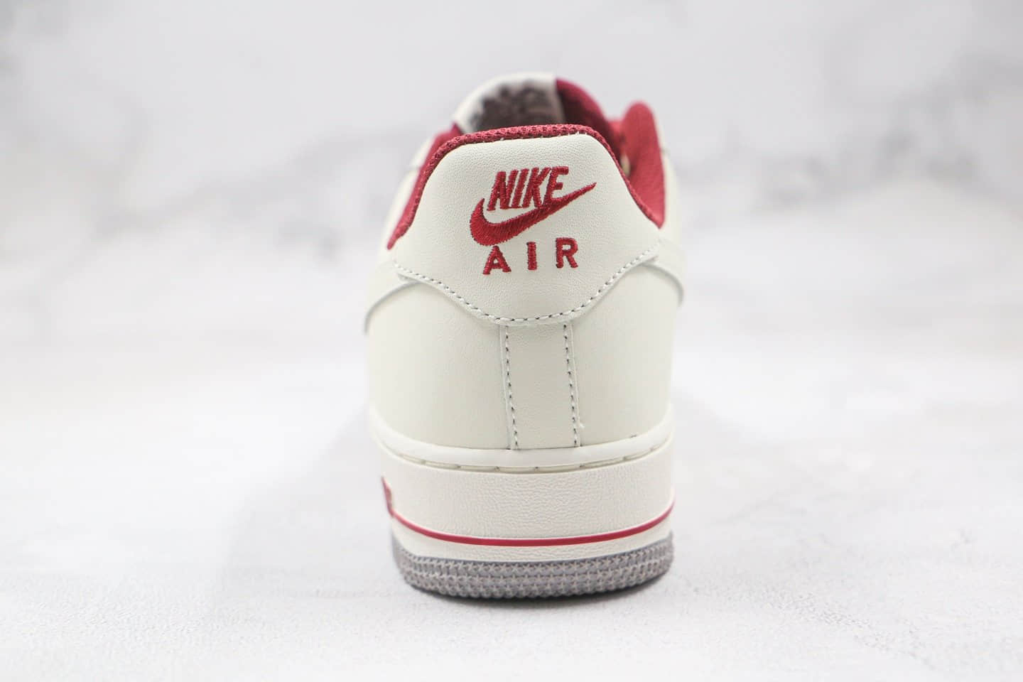 耐克Nike Air Force 1 LOW 07纯原版本低帮空军一号奶油拼接米白红色板鞋内置全掌Sole气垫 货号：DD7209-101