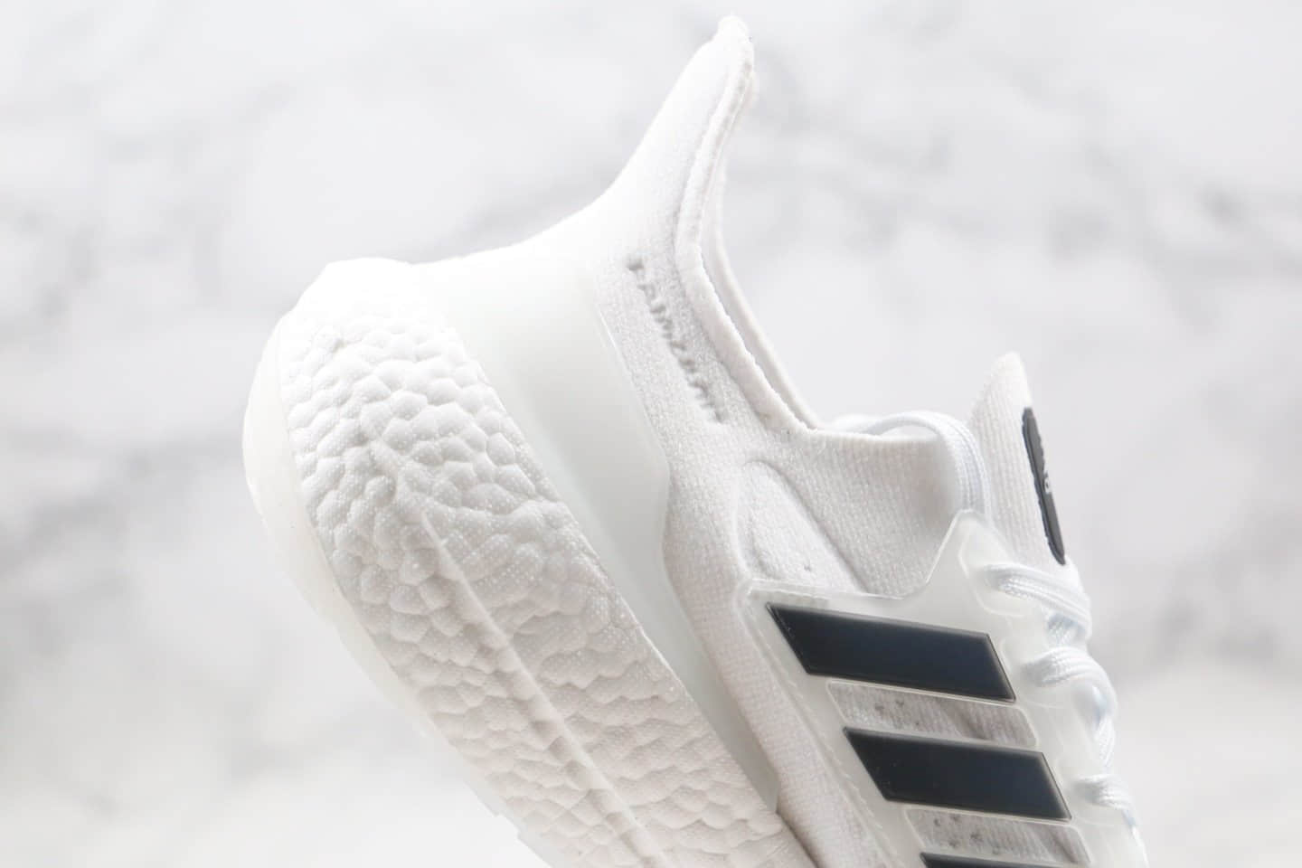 阿迪达斯adidas ultra boost 2021纯原版本爆米花跑鞋UB7.0白黑色原档案数据开发 货号:FY0837