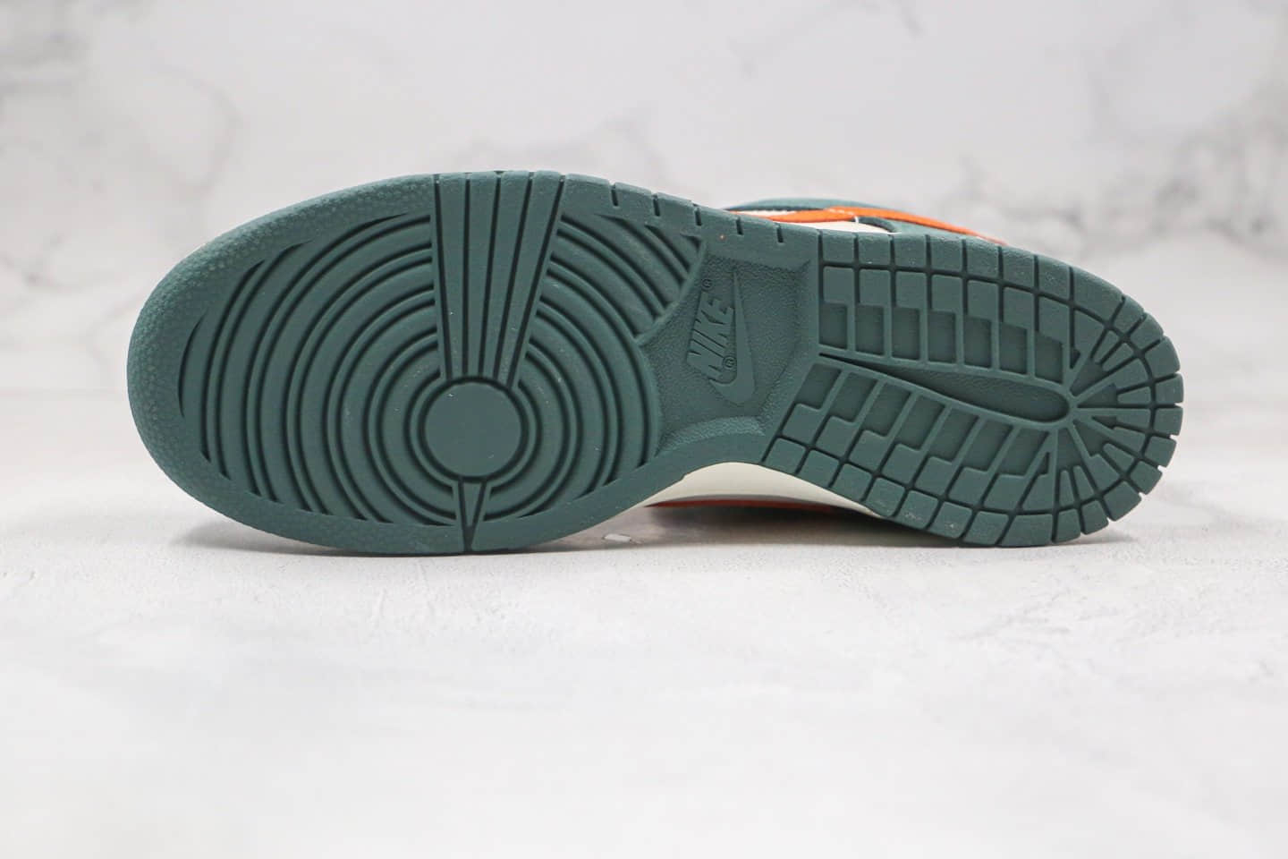 耐克Nike Dunk SB Low Pro x KIKS x EJDER三方联名款纯原版本低帮SB DUNK麂皮灰绿色橙色勾板鞋内置后跟Zoom气垫 货号：304292-185