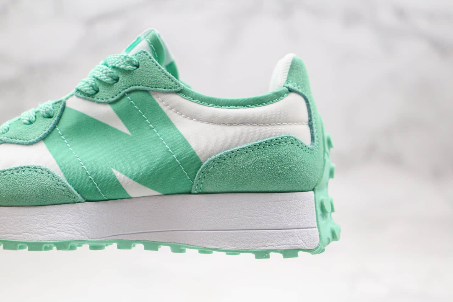 新百伦New Balance 327纯原版本复古慢跑鞋NB327灰绿色原楦头纸板打造原盒原标 货号:MS327AO1