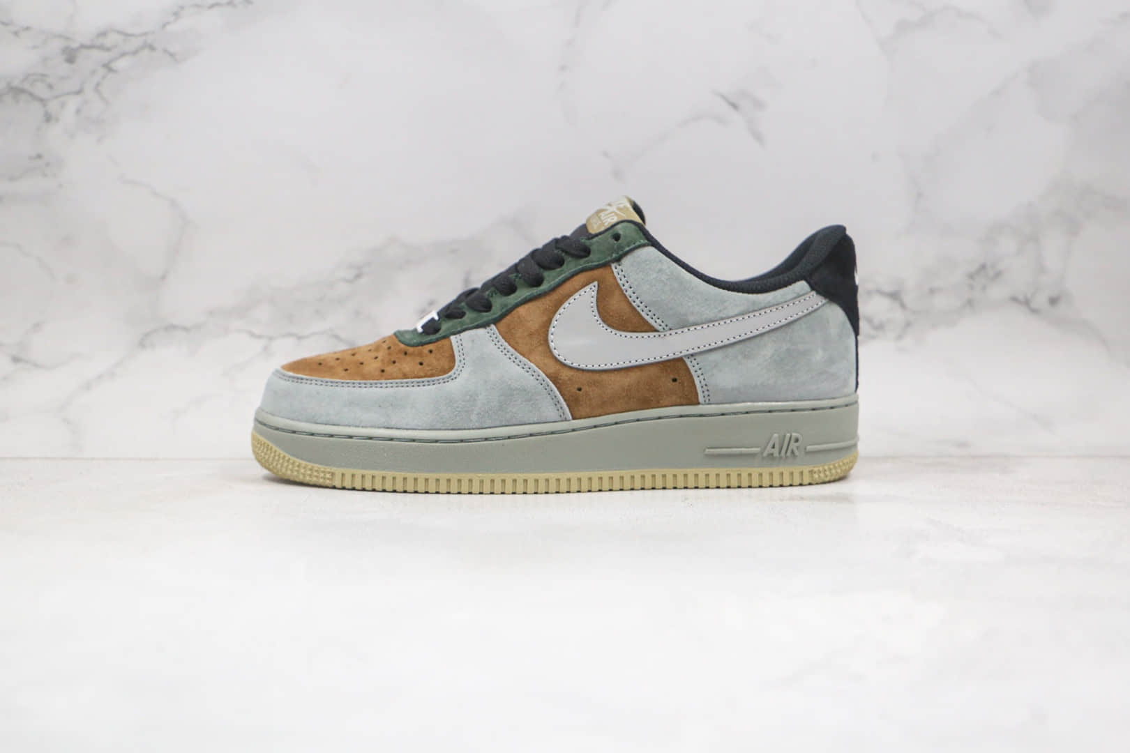 耐克Nike Air Force 1 Low Christmas纯原版本低帮空军一号圣诞节配色板鞋内置气垫原盒原标 货号:CQ5059-101