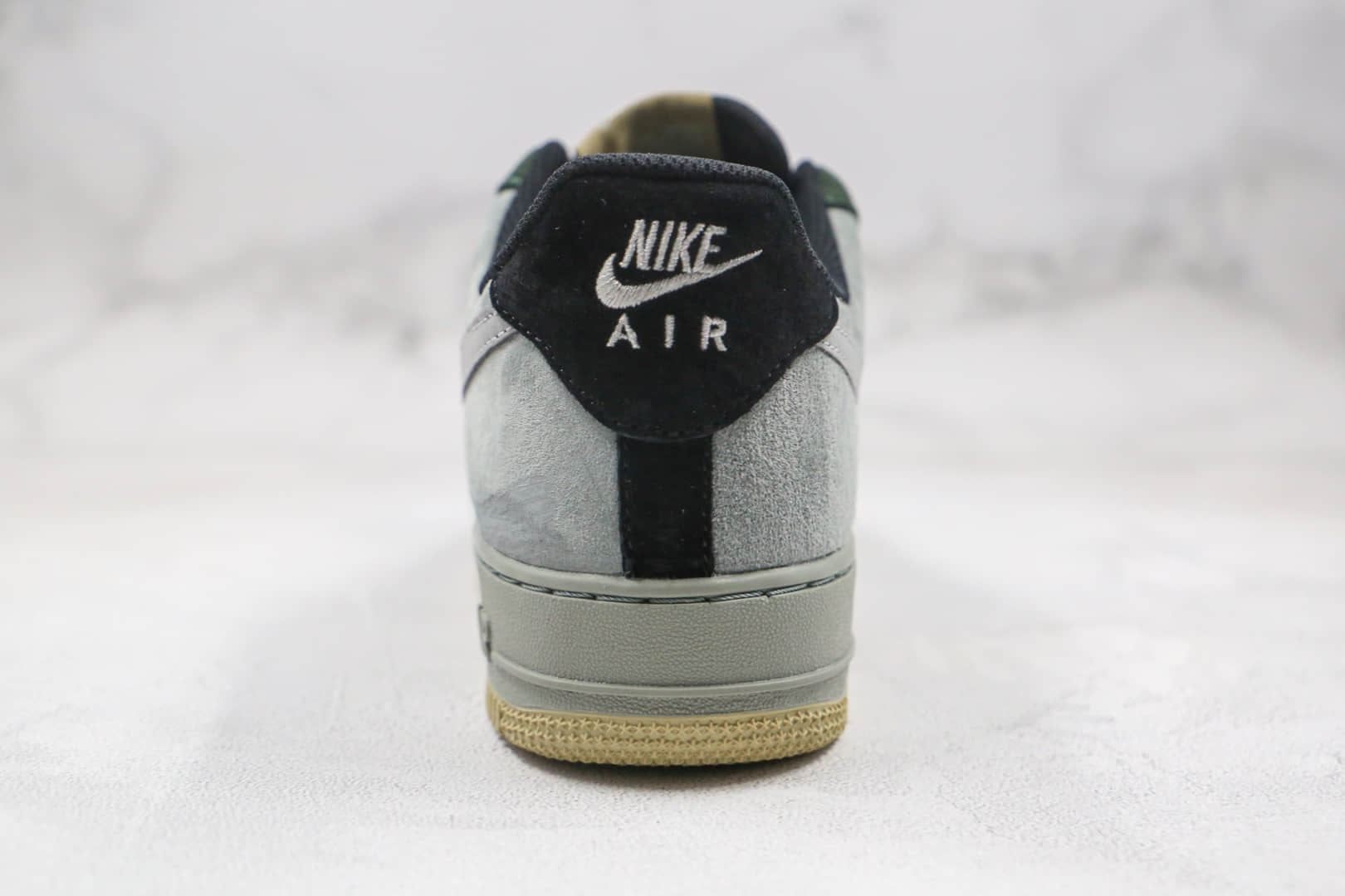 耐克Nike Air Force 1 Low Christmas纯原版本低帮空军一号圣诞节配色板鞋内置气垫原盒原标 货号:CQ5059-101