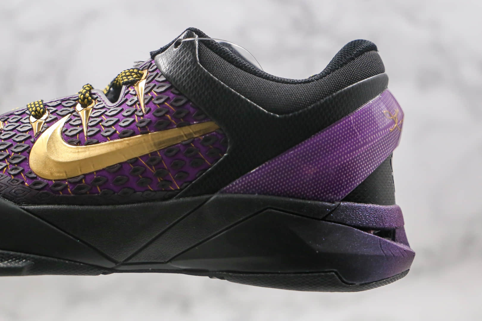 耐克Nike Kobe 8 System纯原版本科比8代紫金色篮球鞋内置气垫碳板支持实战 货号:511371-005