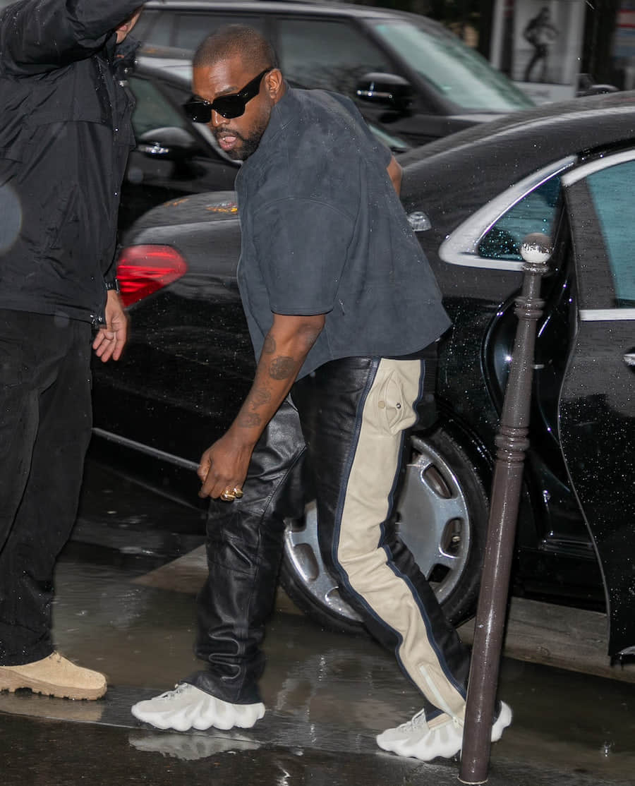 侃爷火山鞋终于来了!adidas Yeezy 450最新实物曝光!下月发售!