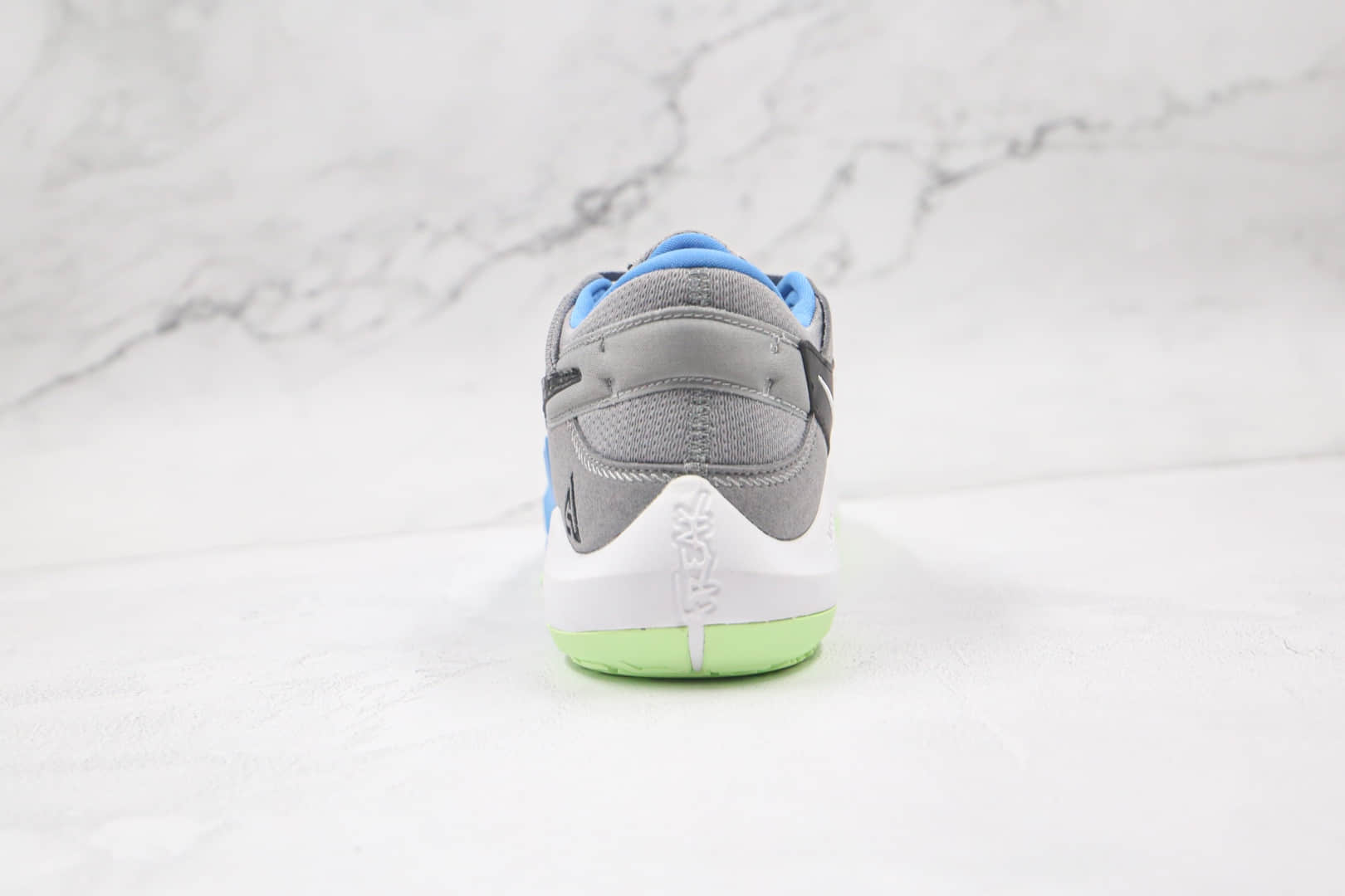 耐克Nike Zoom Freak 2纯原版本字母哥二代灰黑蓝色篮球鞋内置气垫支持实战 货号:CK5424-004