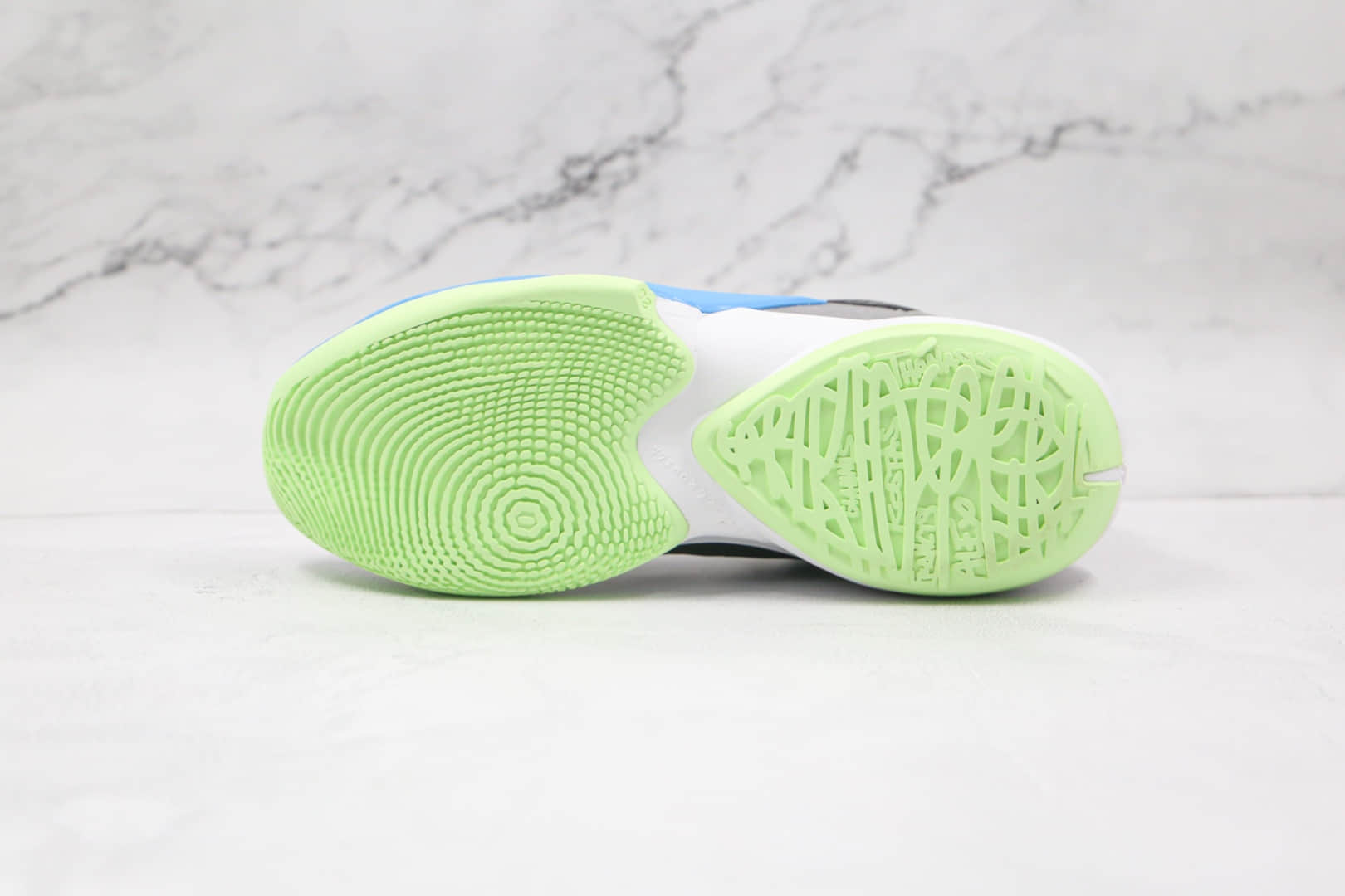 耐克Nike Zoom Freak 2纯原版本字母哥二代灰黑蓝色篮球鞋内置气垫支持实战 货号:CK5424-004