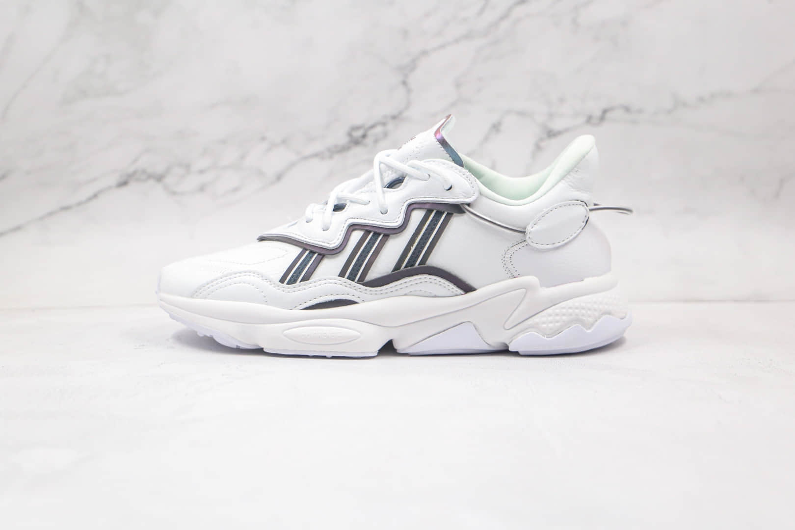 阿迪达斯Adidas Ozweego 2021纯原版本复古水管皮面镭射紫反光白紫老爹鞋原楦头纸板打造 货号:FZ0037