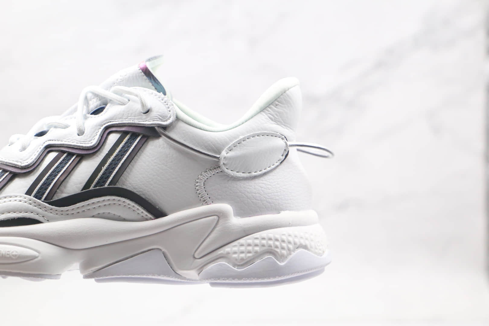 阿迪达斯Adidas Ozweego 2021纯原版本复古水管皮面镭射紫反光白紫老爹鞋原楦头纸板打造 货号:FZ0037