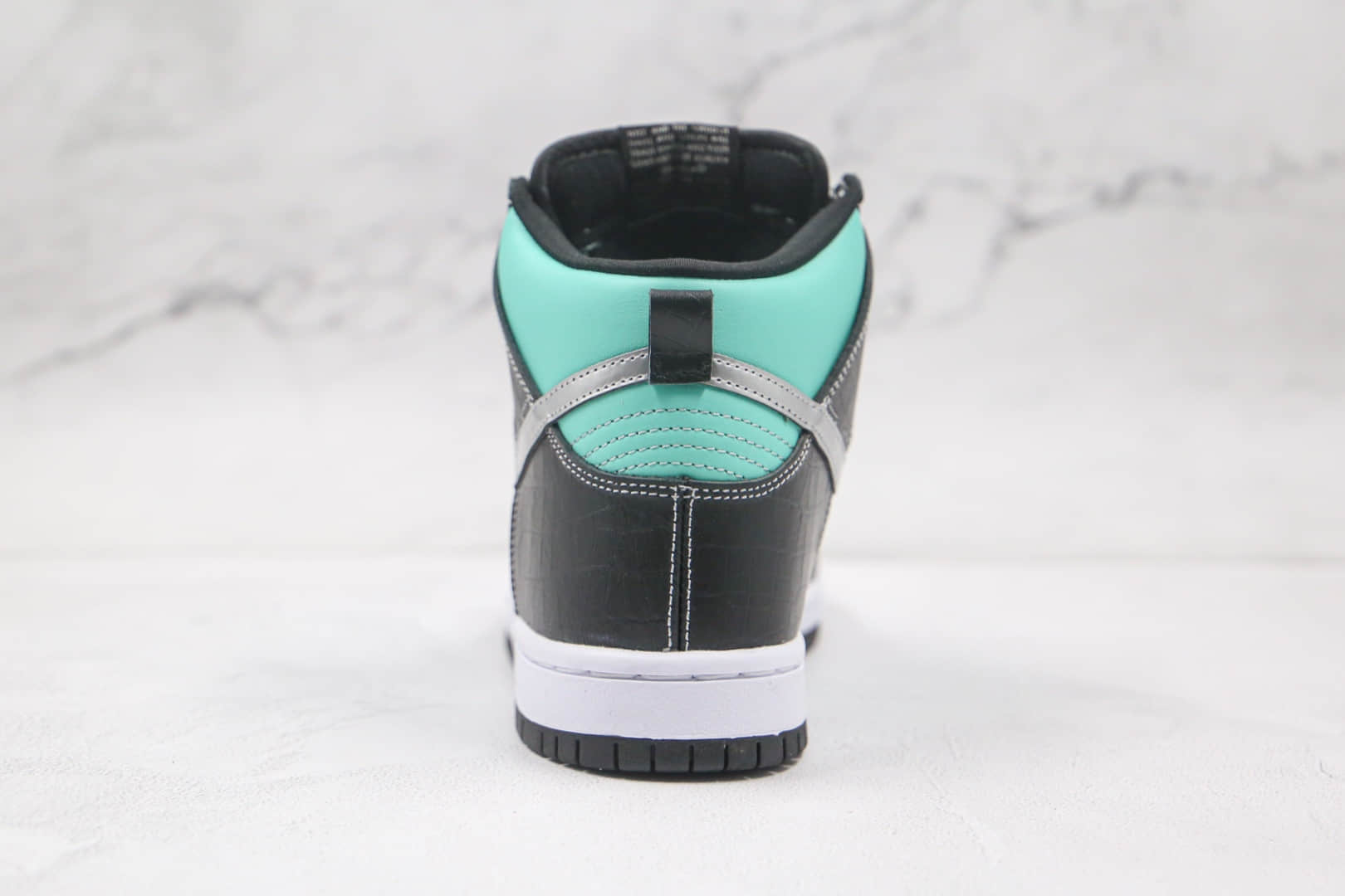 耐克Nike SB DUNK x Diamond Dunk Hi Tiffany联名款纯原版本高帮SB DUNK黑蓝银钩板鞋原鞋开模一比一打造 货号：653599-400