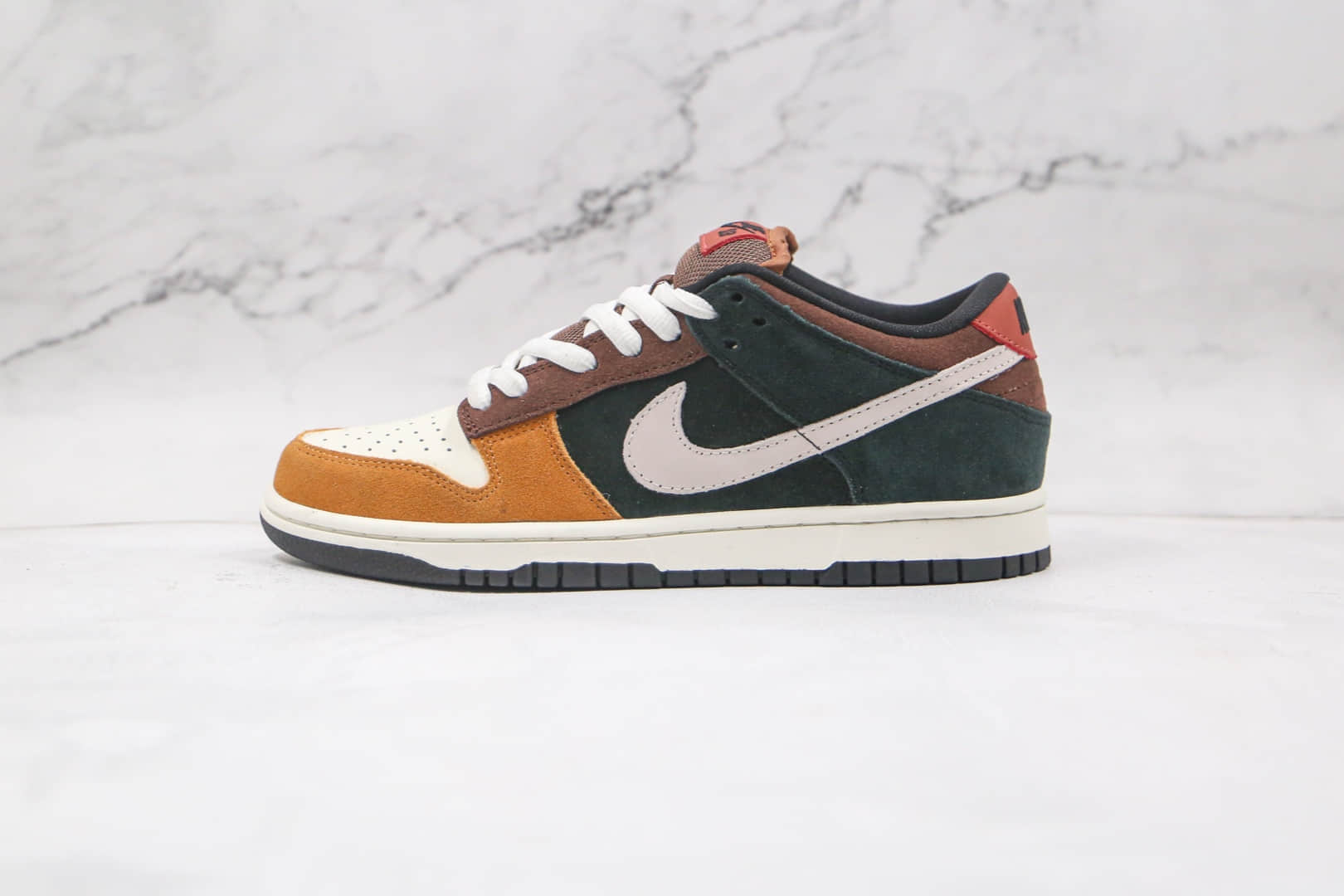 耐克Nike Dunk Low Pro SB纯原版本低帮SB DUNK黄绿棕白色彩色拼接板鞋内置Zoom气垫 货号:304292-902