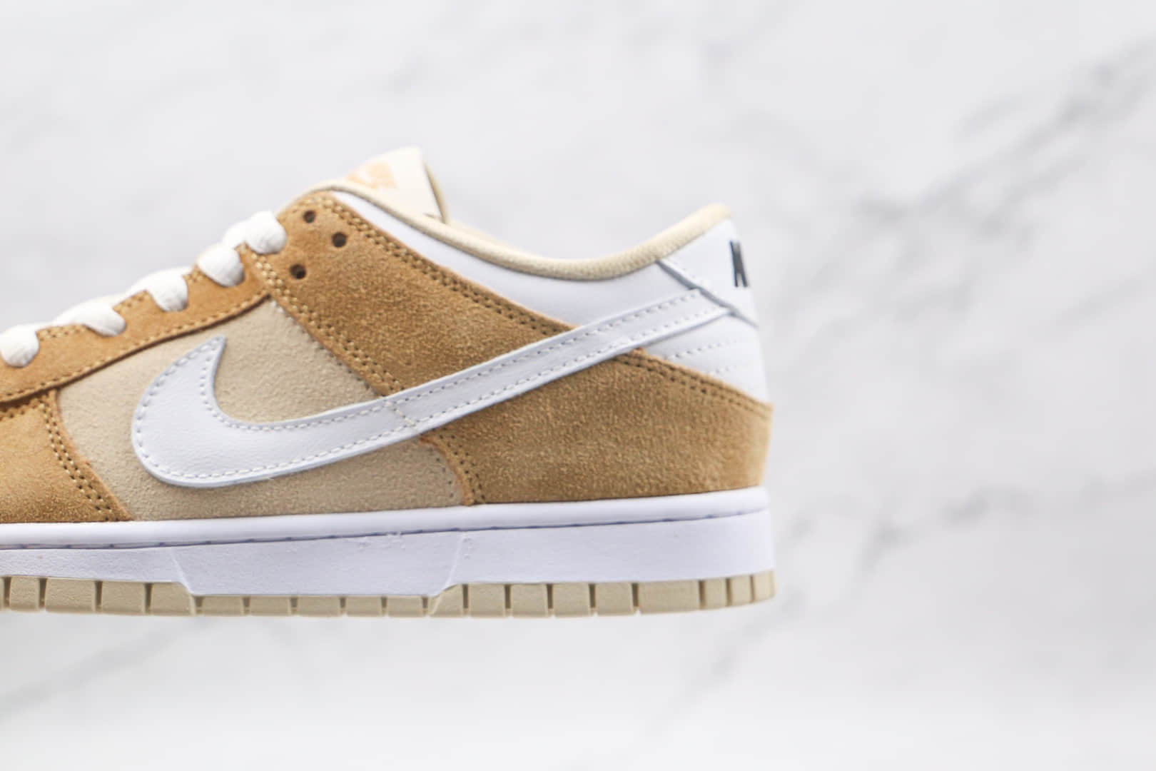 耐克NIKE DUNK SB LOW PRO SB纯原版本低帮SB DUNK麦芽酒白黄色板鞋内置Zoom气垫 货号:DH7913-002