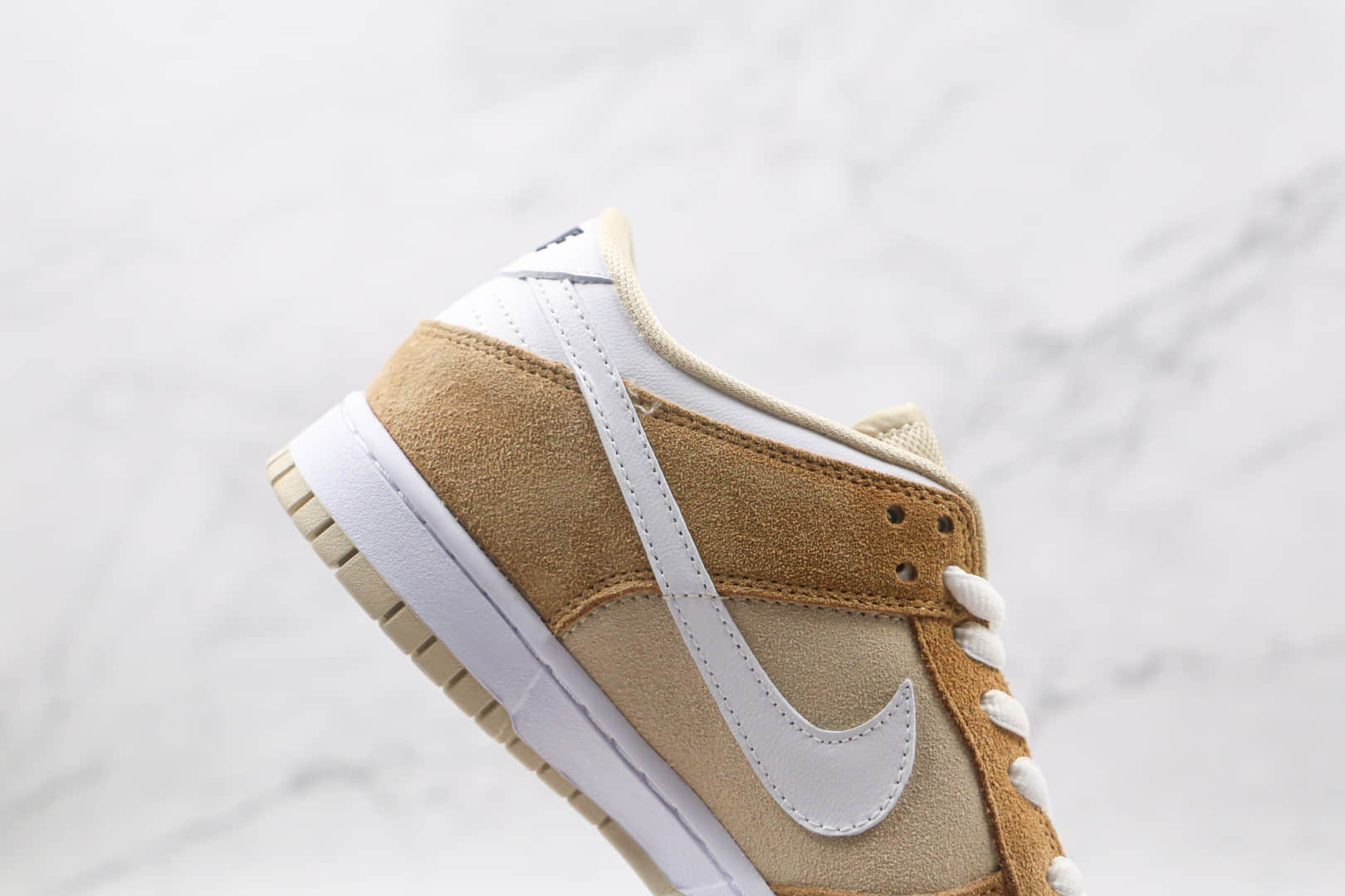 耐克NIKE DUNK SB LOW PRO SB纯原版本低帮SB DUNK麦芽酒白黄色板鞋内置Zoom气垫 货号:DH7913-002