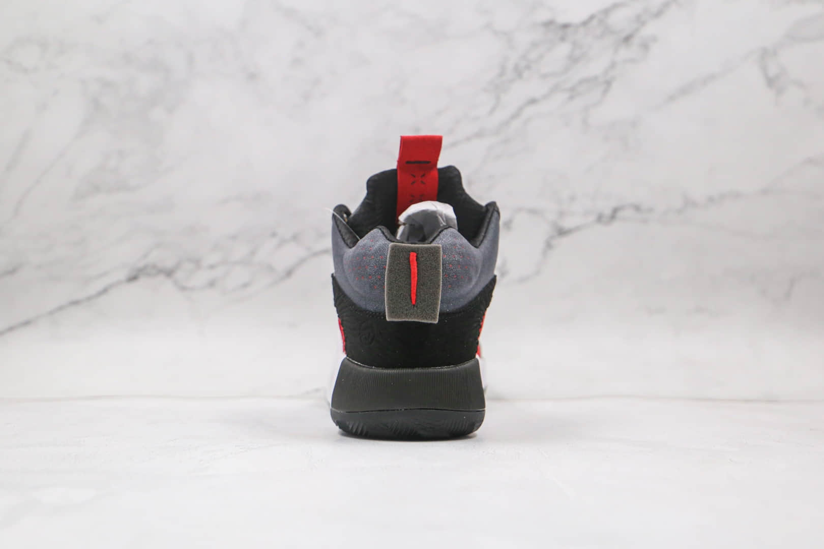 乔丹Air Jordan Jordan XXXV纯原版本白红黑色AJ35篮球鞋内置气垫支持实战 货号：DA4701-001