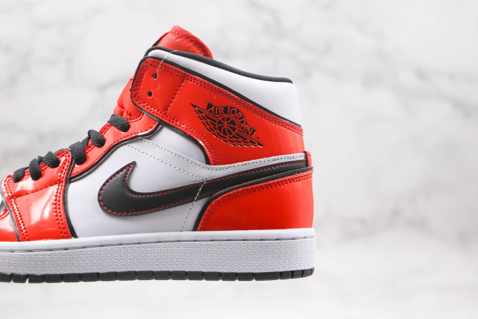 乔丹Air Jordan 1 Mid Turf Orange纯原版本中帮AJ1白红黑线篮球鞋原档案数据开发 货号:DD6834-802