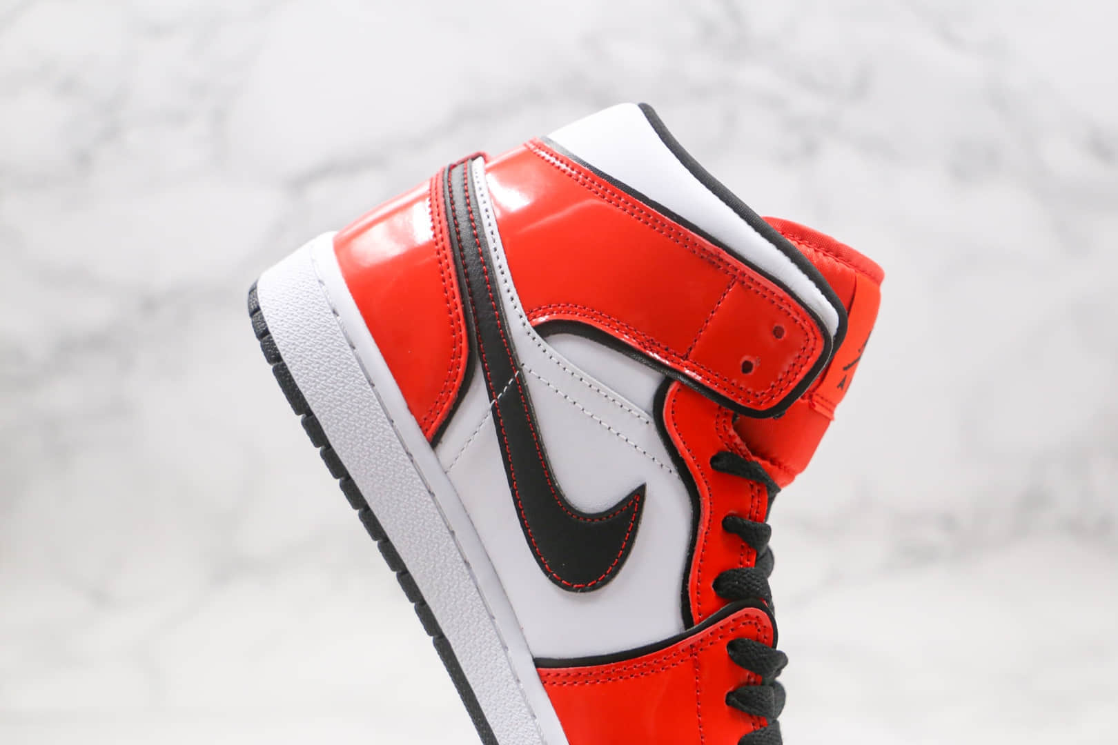 乔丹Air Jordan 1 Mid Turf Orange纯原版本中帮AJ1白红黑线篮球鞋原档案数据开发 货号:DD6834-802