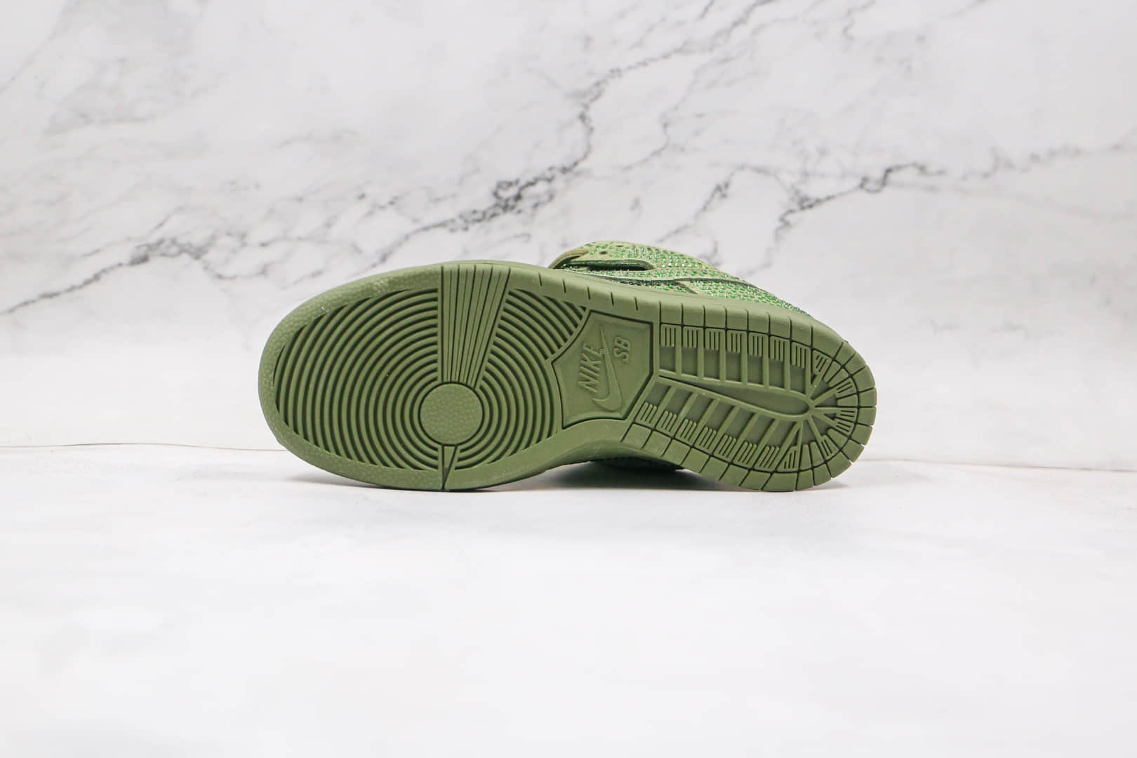 耐克Nike SB Dunk Low x CPFM施华洛世奇联名款纯原版本绿色水钻板鞋内置Zoom气垫 货号:CZ2670-300