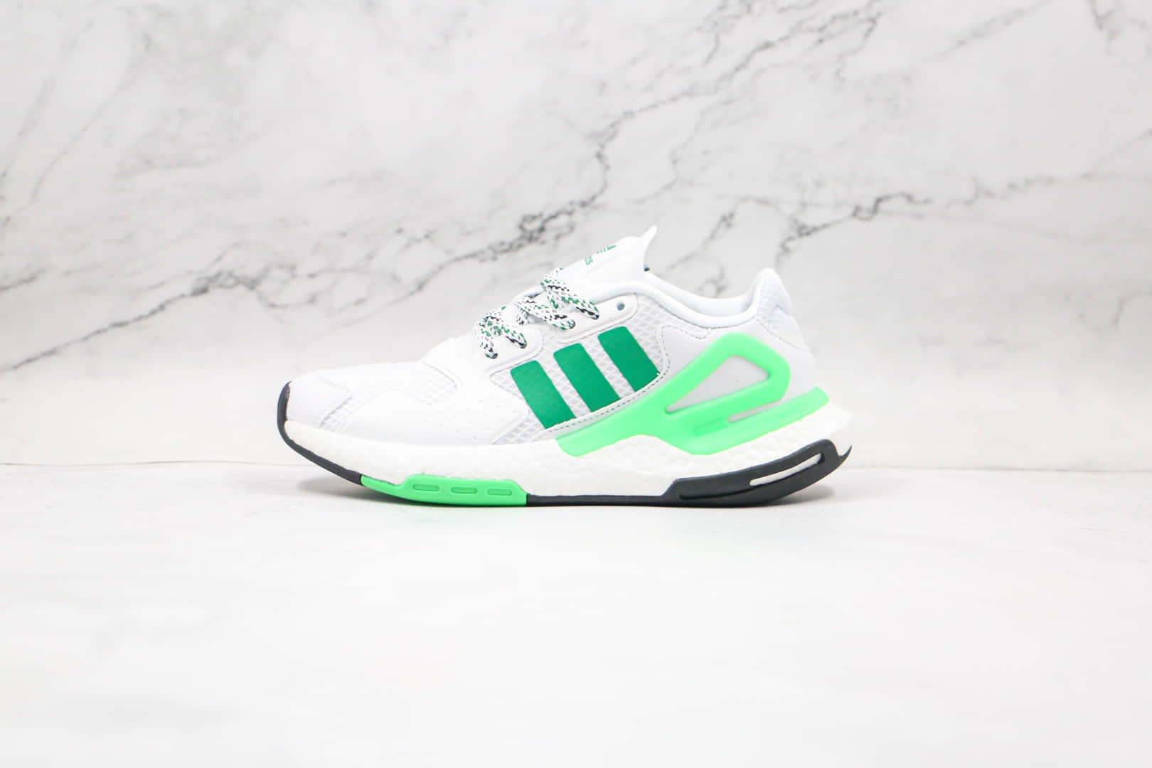 阿迪达斯Adidas Originals 2021 Day Jogger Boost 2021纯原版本三叶草夜行者二代白绿色爆米花跑鞋原鞋开模 货号:FW4848