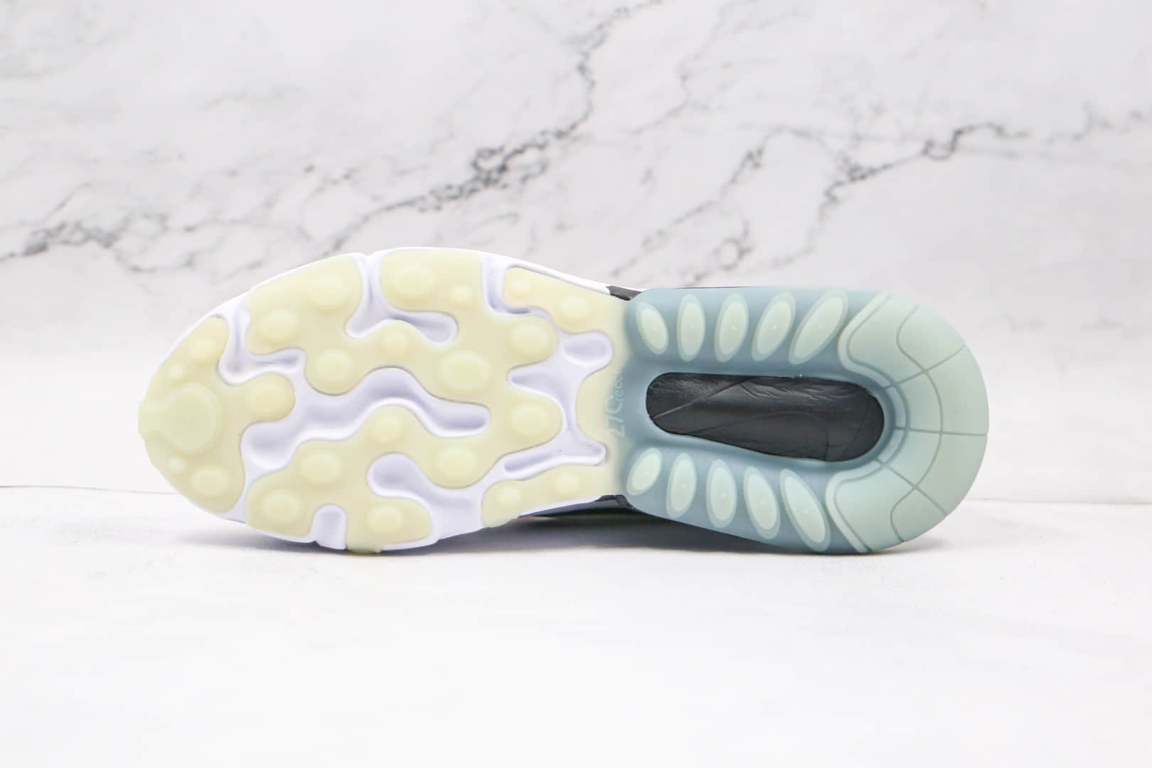 耐克Nike Air Max 270 React纯原版本半掌气垫Max270白绿黑色内置真小潘气垫 货号:CZ6685-100