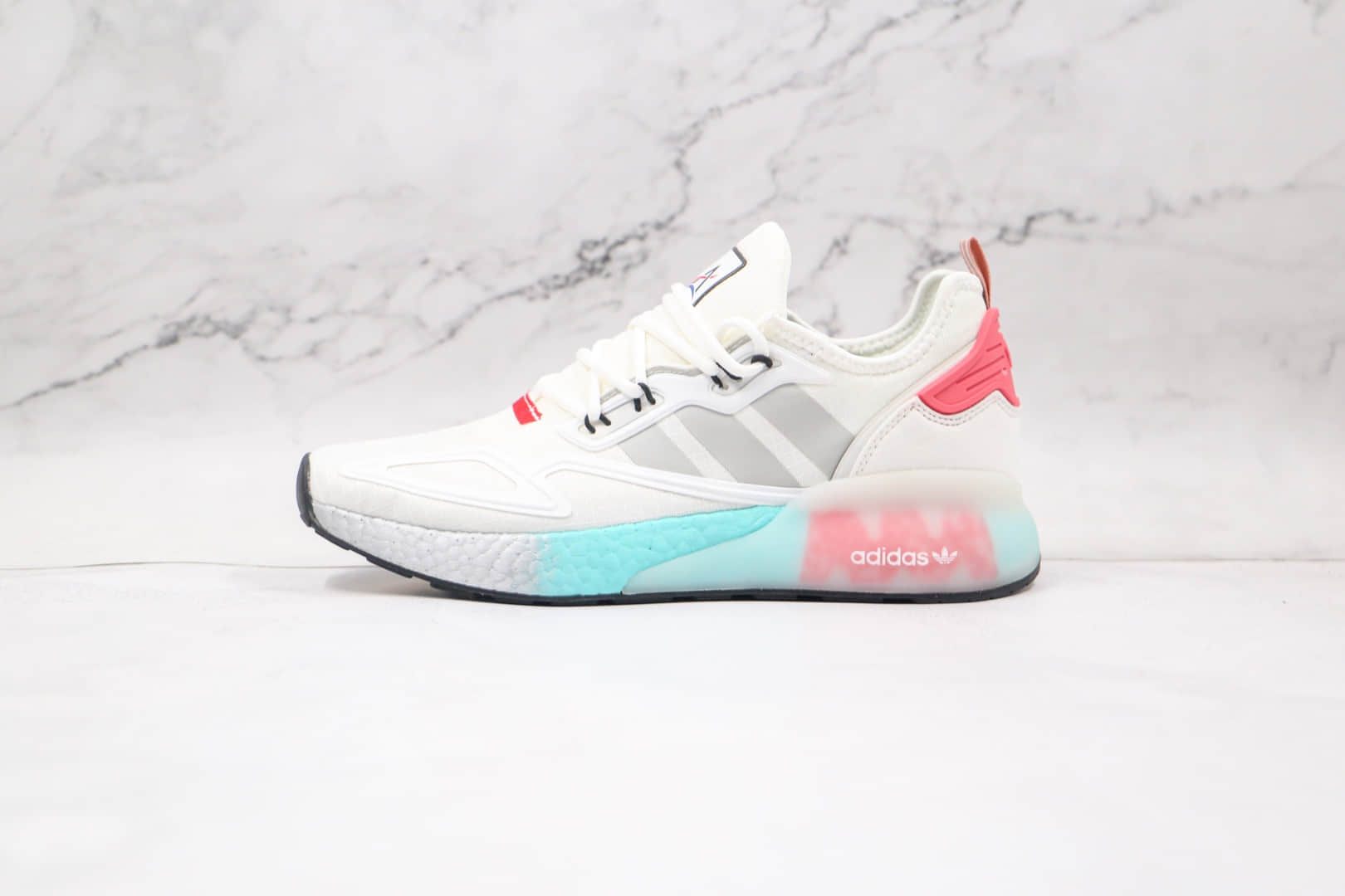 阿迪达斯Adidas Originals ZX 2K Boost纯原版本三叶草爆米花ZX 2K白灰红蓝色跑鞋原档案数据开发 货号：FY7054