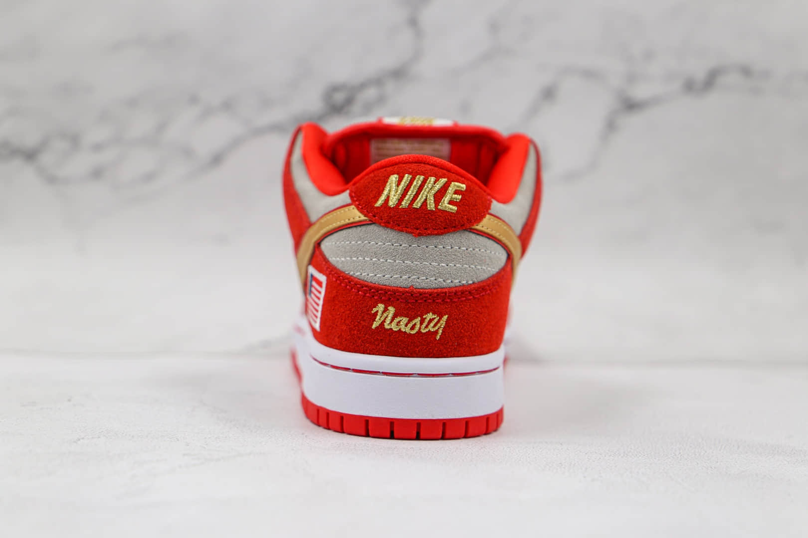 耐克Nike SB Dunk Low Nasty Boys纯原版本低帮SB DUNK灰红金钩美国国旗板鞋内置气垫 货号:304292-610