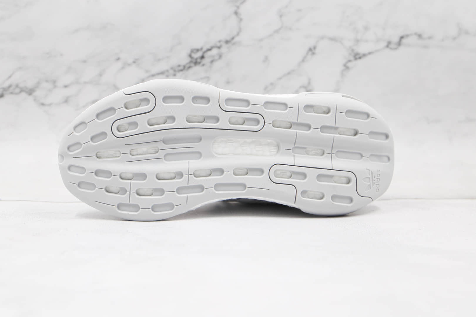 阿迪达斯Adidas Day Jogger 2021 Boost纯原版本夜行者二代灰色满天星爆米花跑鞋原楦头纸板打造 货号：FW4829