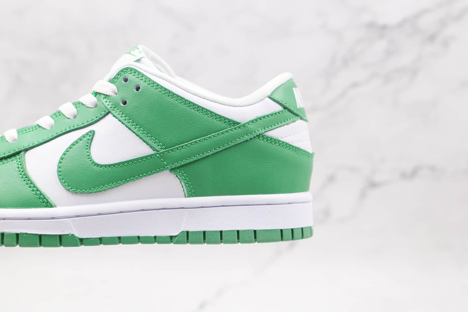 耐克Nike SB Dunk Low Green Tender powder 2021纯原版本低帮SB DUNK白绿色嫩巴黎环保主题板鞋内置气垫 货号：CU1726-188