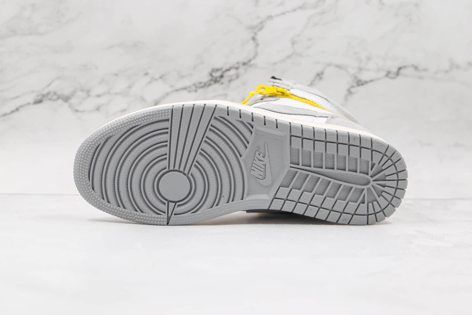 乔丹Air Jordan 1 High Switch Light Smoke Grey纯原版本高帮AJ1拉链款浅烟灰色板鞋原档案数据开发 货号:CW6576-100