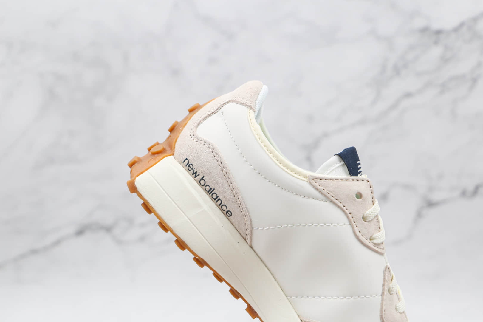 新百伦New Balance 327纯原版本复古慢跑鞋NB327白黑色原盒原标 货号:WS327KB