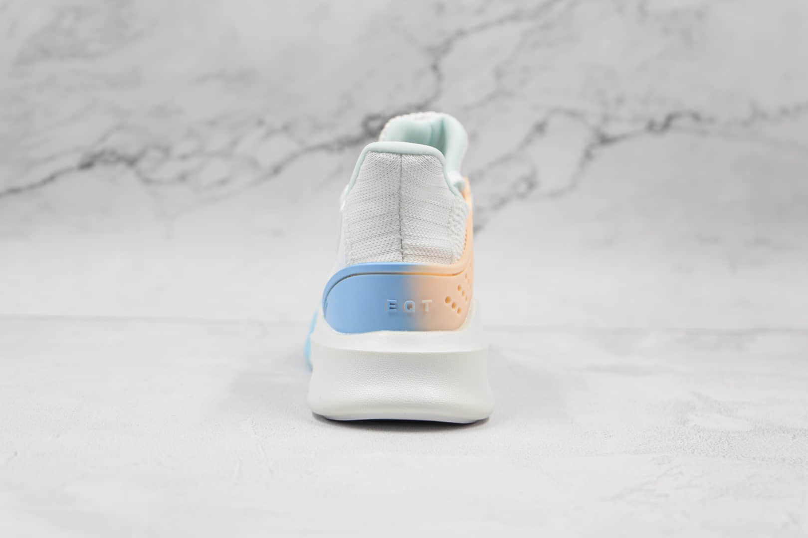 阿迪达斯Adidas EQT BASK ADV纯原版本三叶草支撑者系列白蓝粉黄色鸳鸯阴阳复古慢跑鞋原档案数据开发 货号:FZ0215