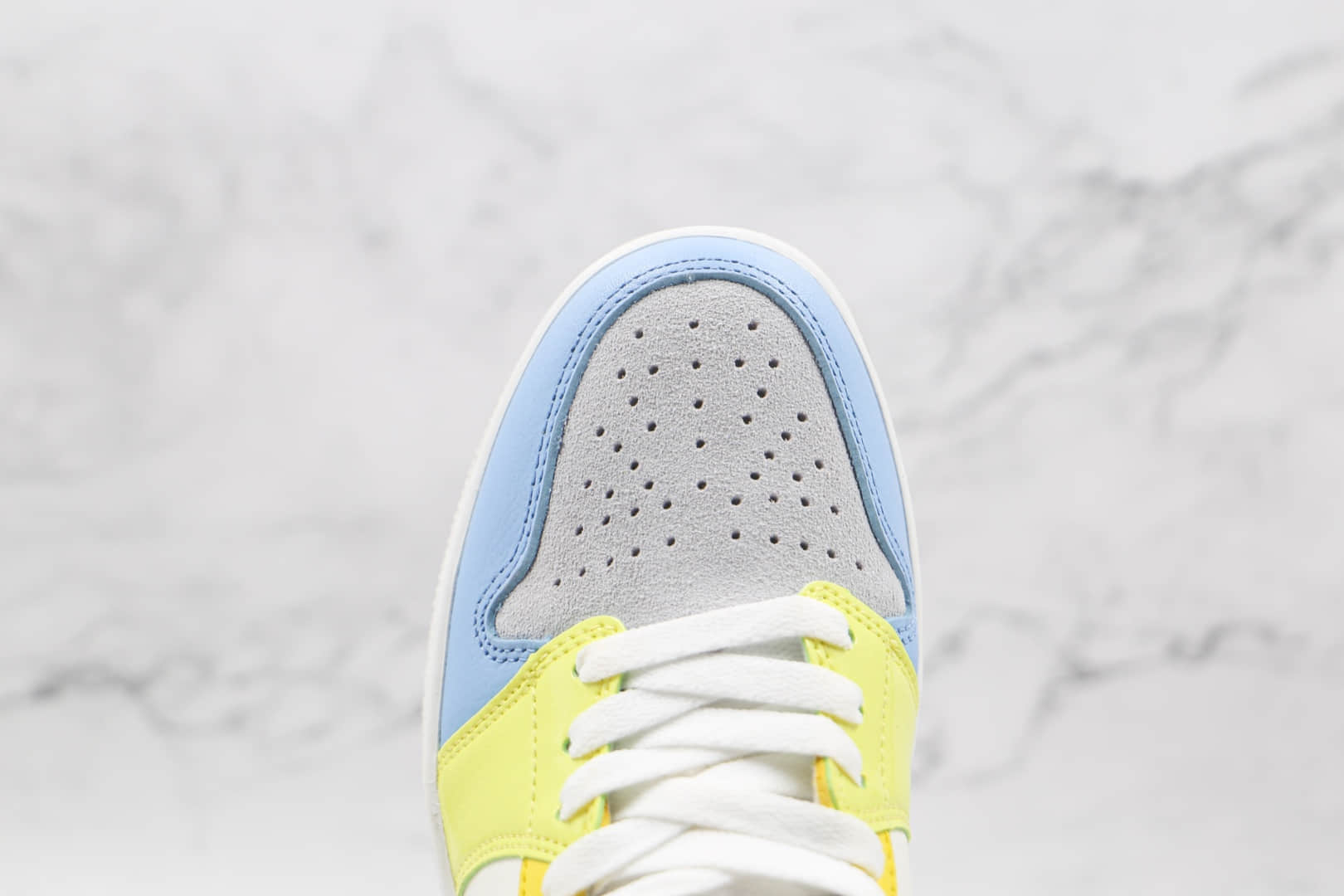 乔丹Air Jordan 1 Zoom CMFT To My First Coach纯原版本中帮AJ1白蓝黄橙粉色彩色拼接板鞋原档案数据开发 货号:DJ6908-100