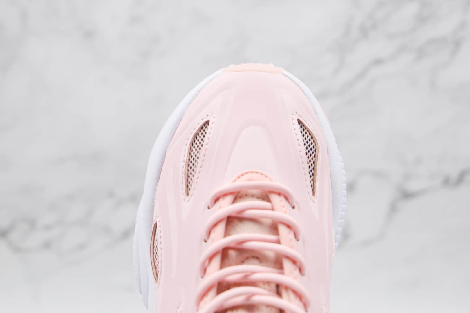 阿迪达斯Adidas original Ozweego Celox纯原版本水管二代皮面粉色复古老爹鞋原盒原标原楦头纸板打造 货号:G57967