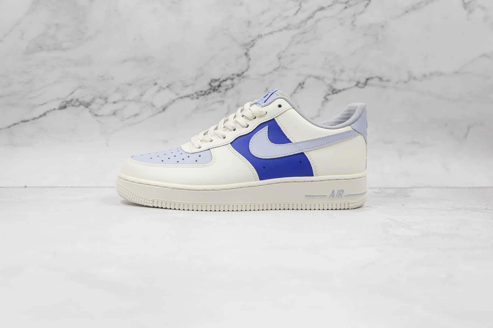 耐克Nike AIR FMRCE 1纯原版本低帮空军一号白蓝色板鞋内置气垫 货号:AQ3778-988