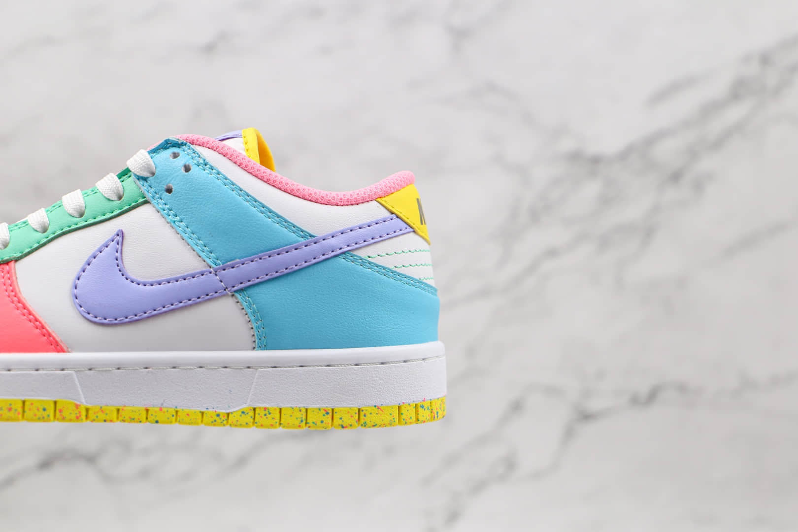 耐克Nike SB Dunk Low纯原版本低帮SB DUNK白紫粉绿蓝色鸳鸯彩色拼接板鞋原楦头纸板打造 货号:DD1872-100