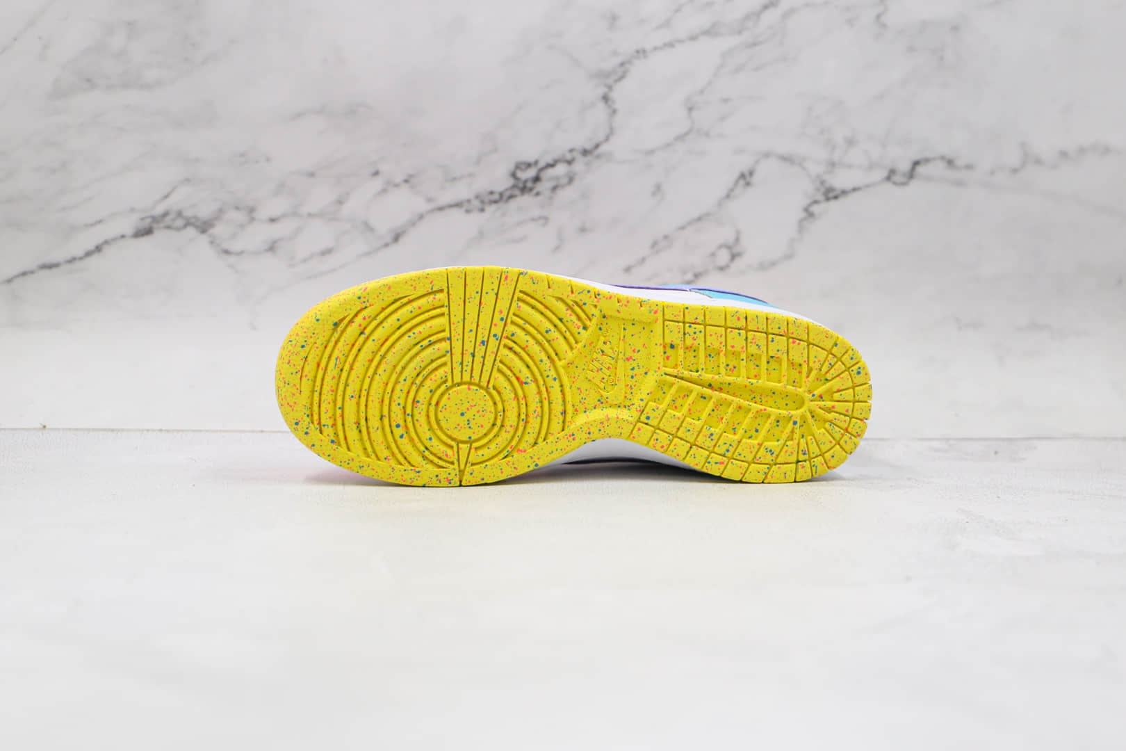 耐克Nike SB Dunk Low纯原版本低帮SB DUNK白紫粉绿蓝色鸳鸯彩色拼接板鞋原楦头纸板打造 货号:DD1872-100