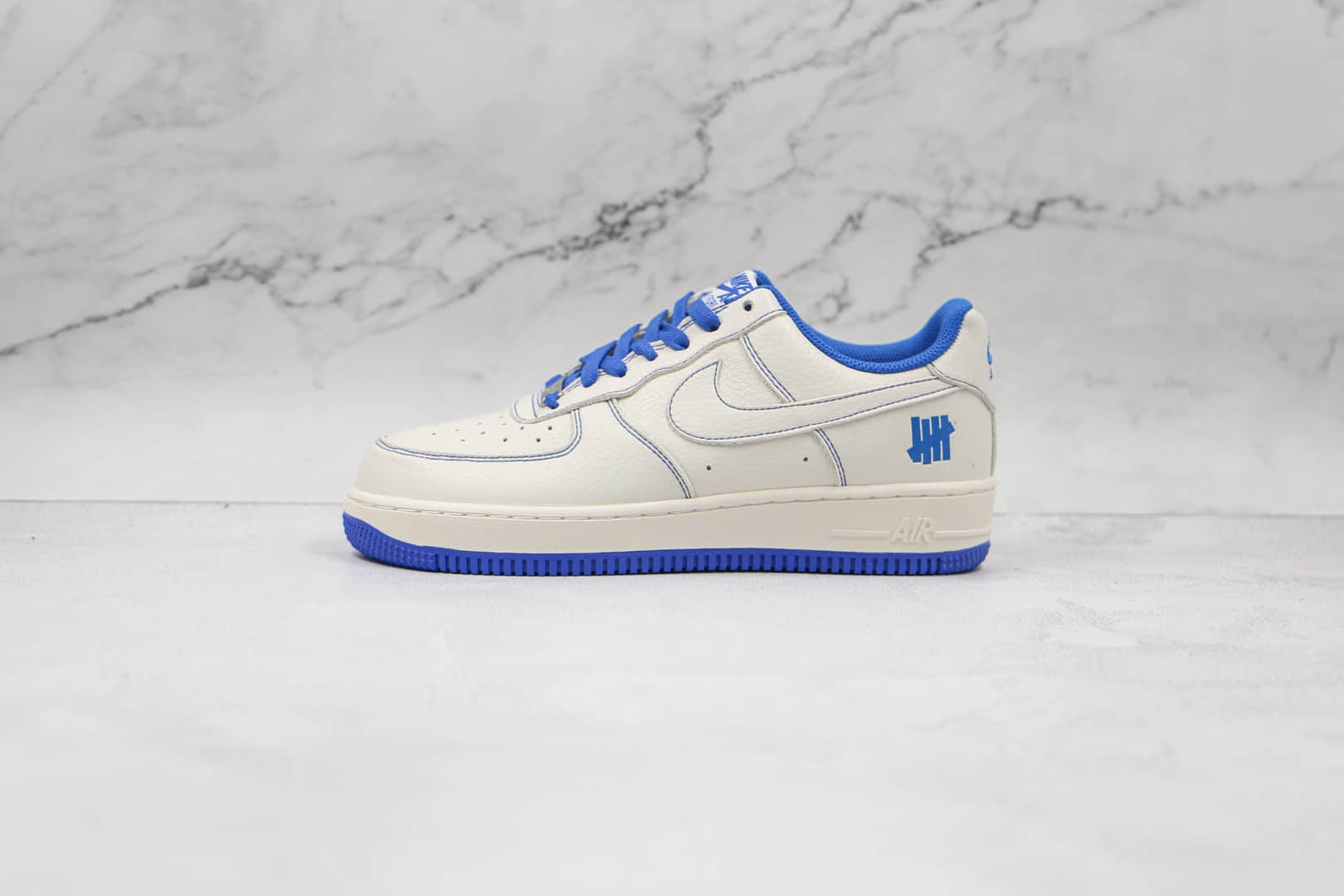 耐克Nike AIR FMRCE 1 LOW Undefeated纯原版本低帮空军一号白蓝缝线板鞋原档案数据开发 货号：UN1570-680