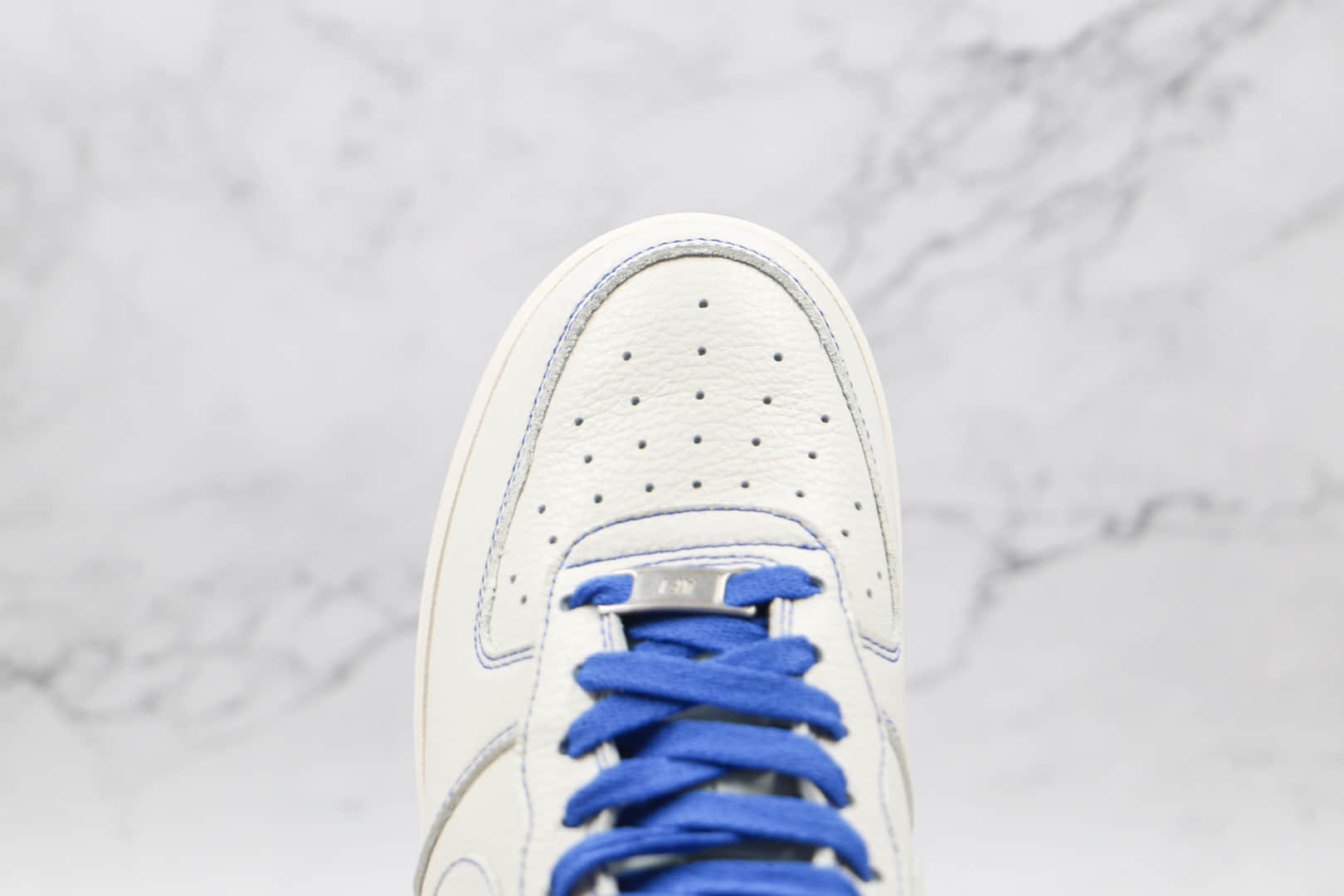 耐克Nike AIR FMRCE 1 LOW Undefeated纯原版本低帮空军一号白蓝缝线板鞋原档案数据开发 货号：UN1570-680